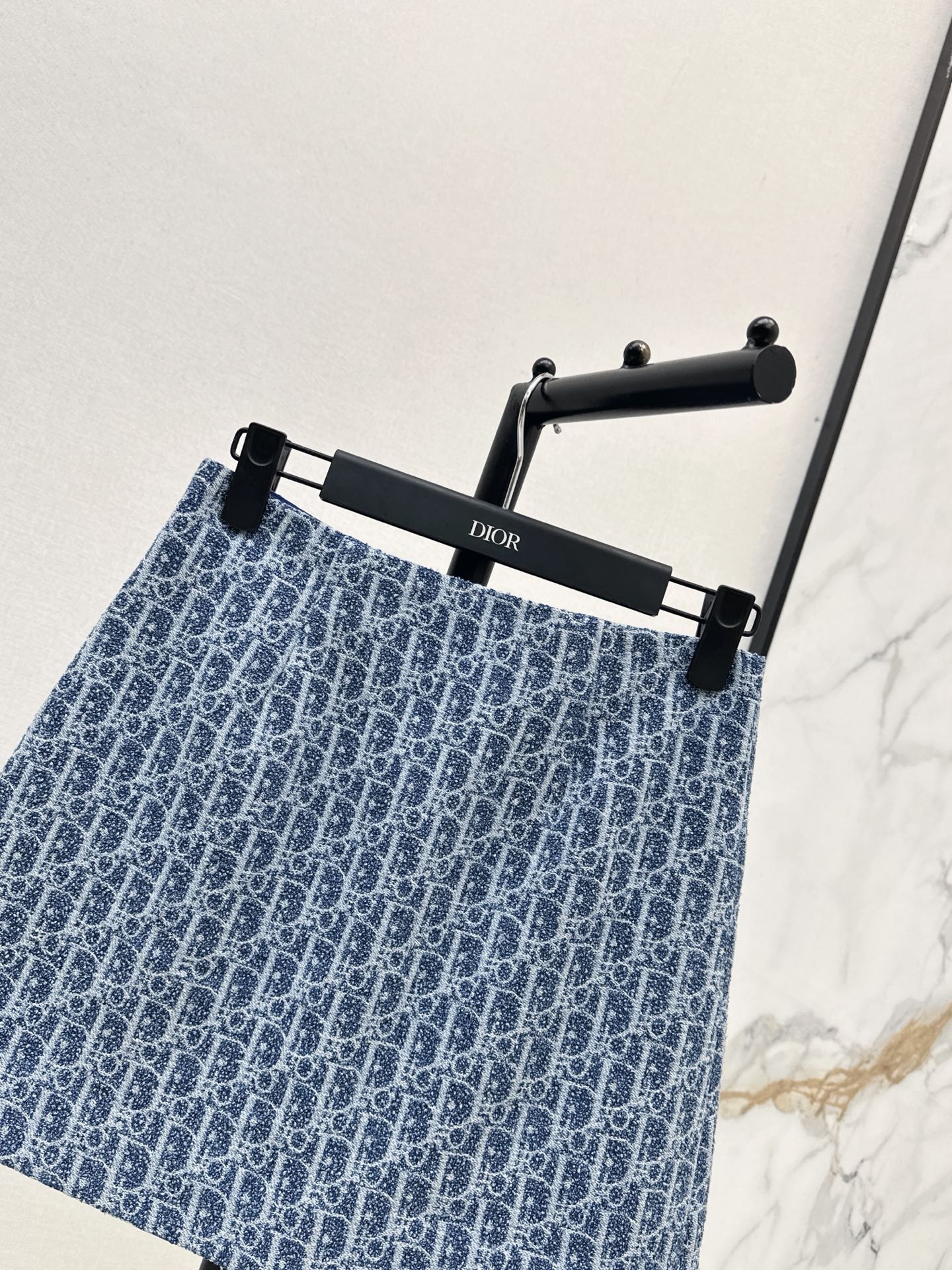 CD 26fw tweed skirt