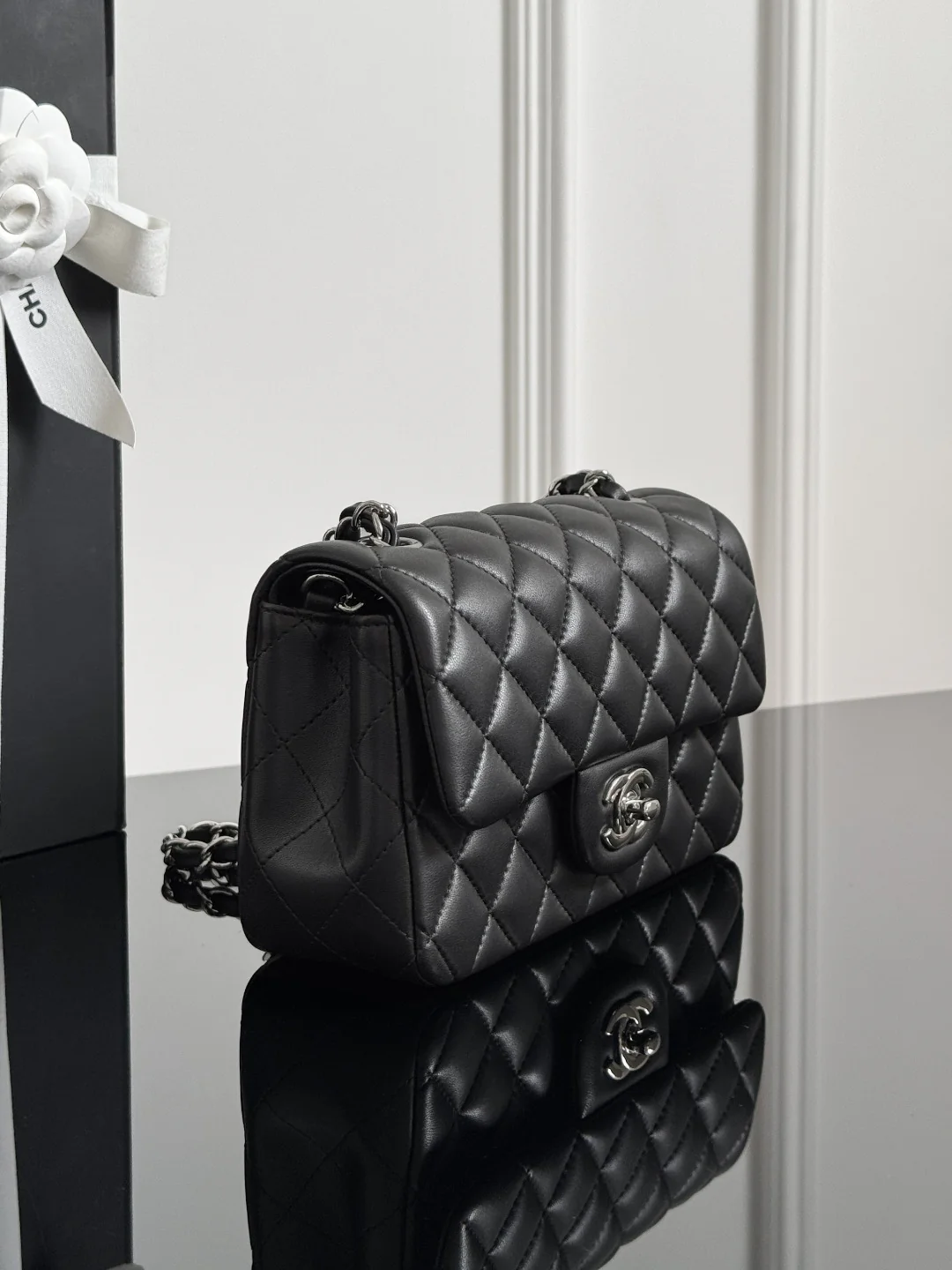 Chan cf20 chain shoulder bag