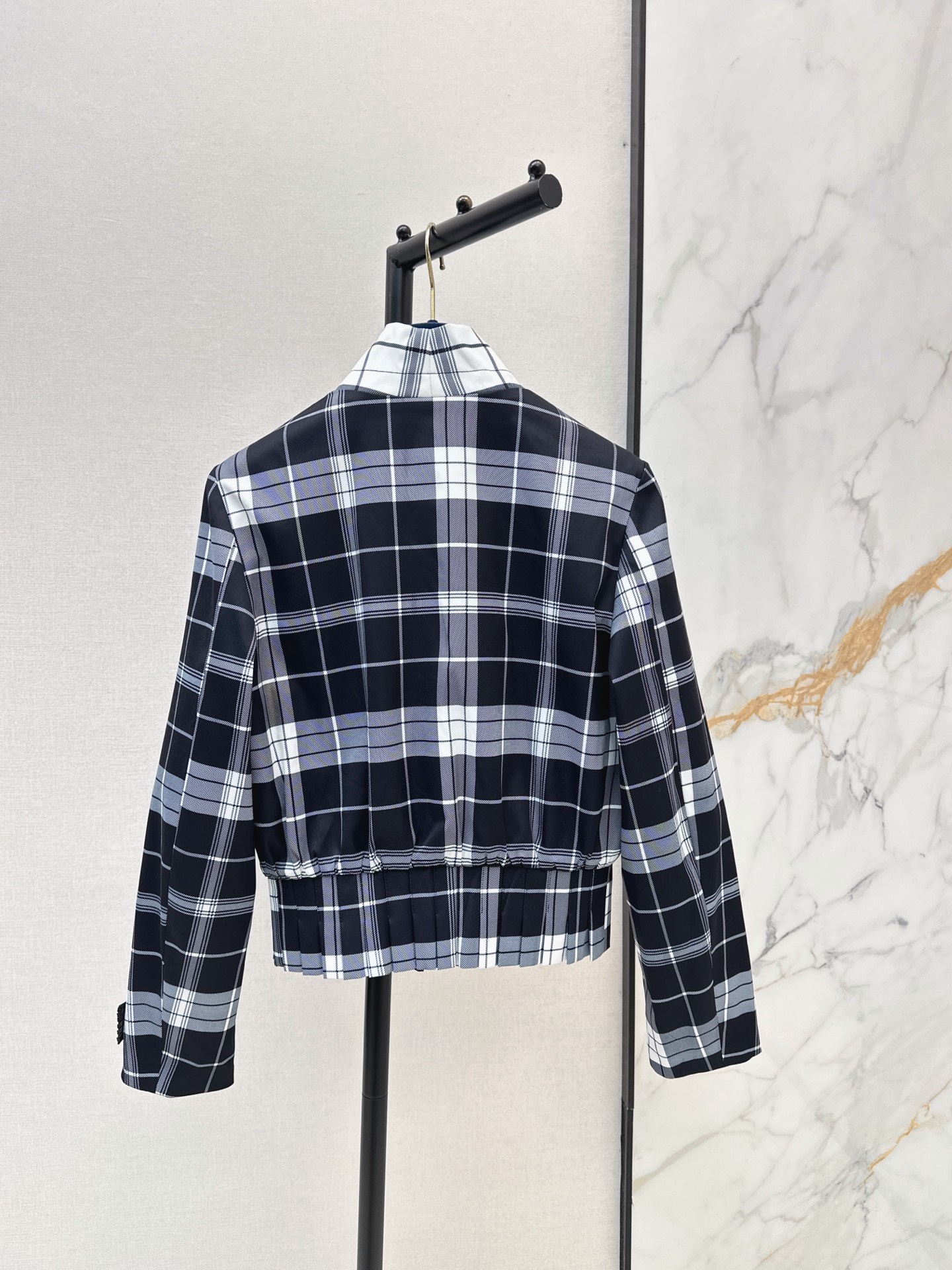 Loui 26fw check cropped jacket