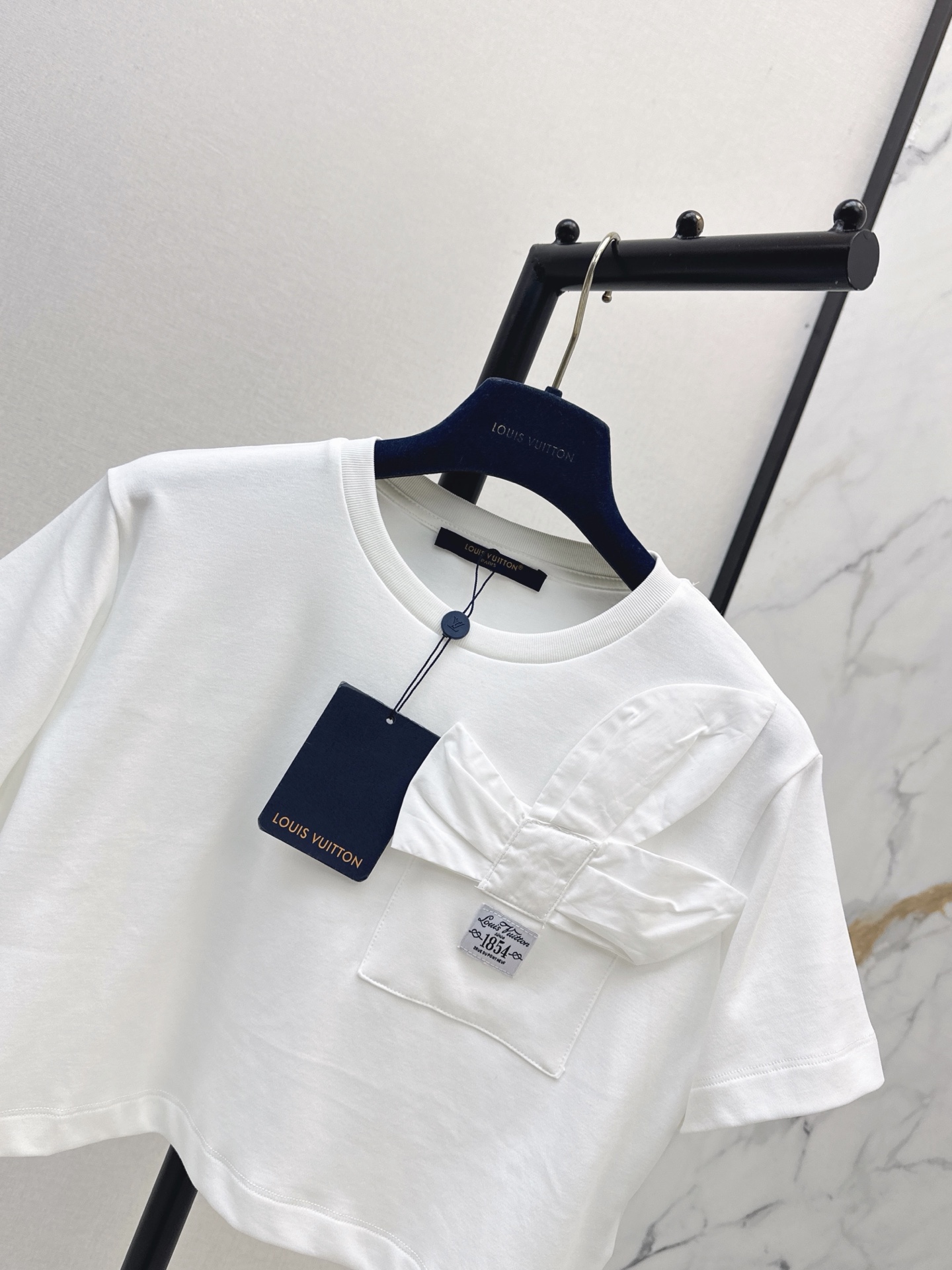 Loui 26ss cropped t-shirt
