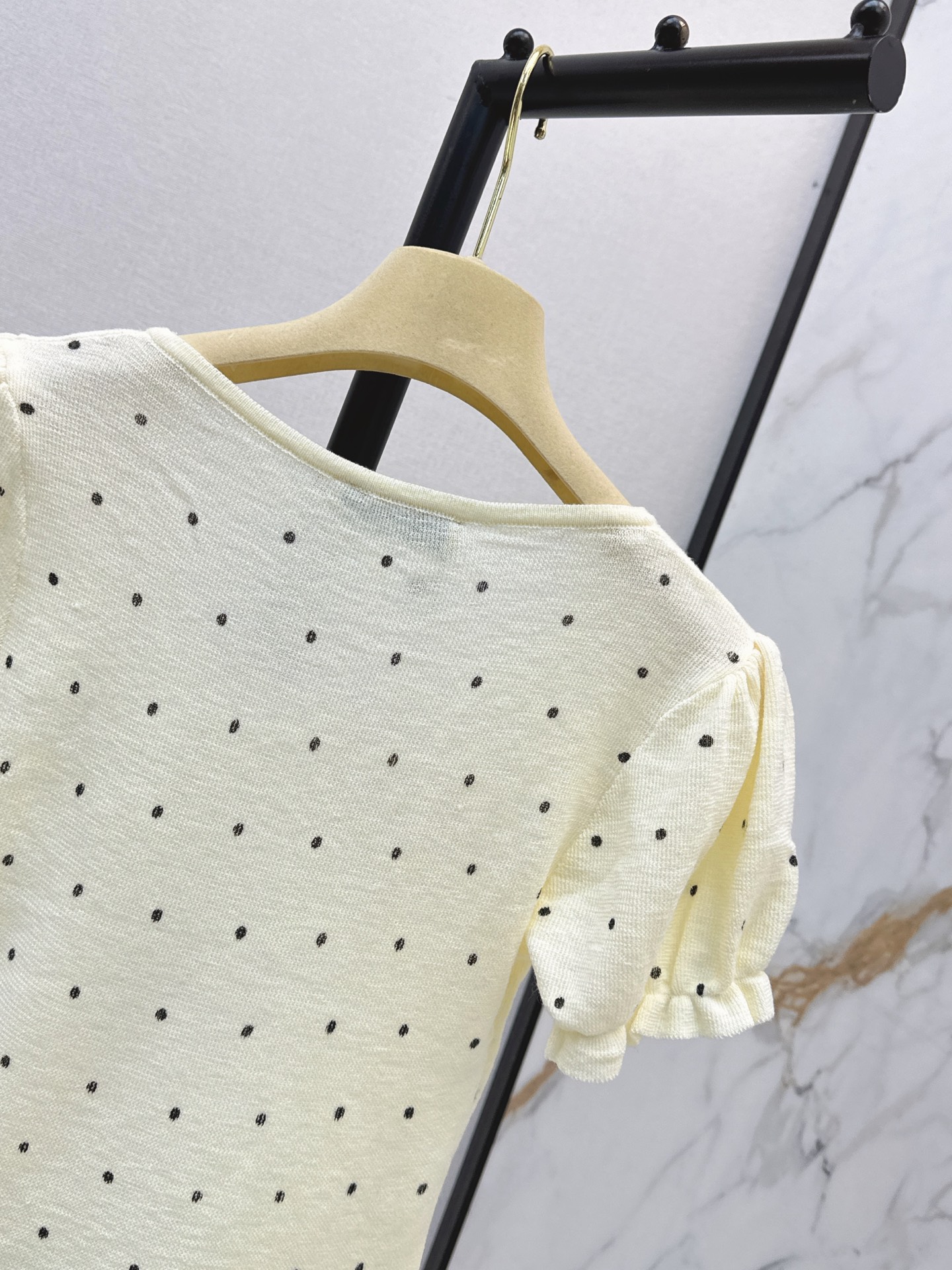 Miu 26ss pokla dots knit top