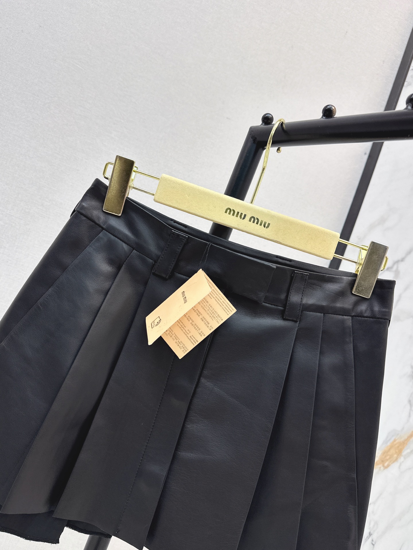 Miu 26fw leather skirt