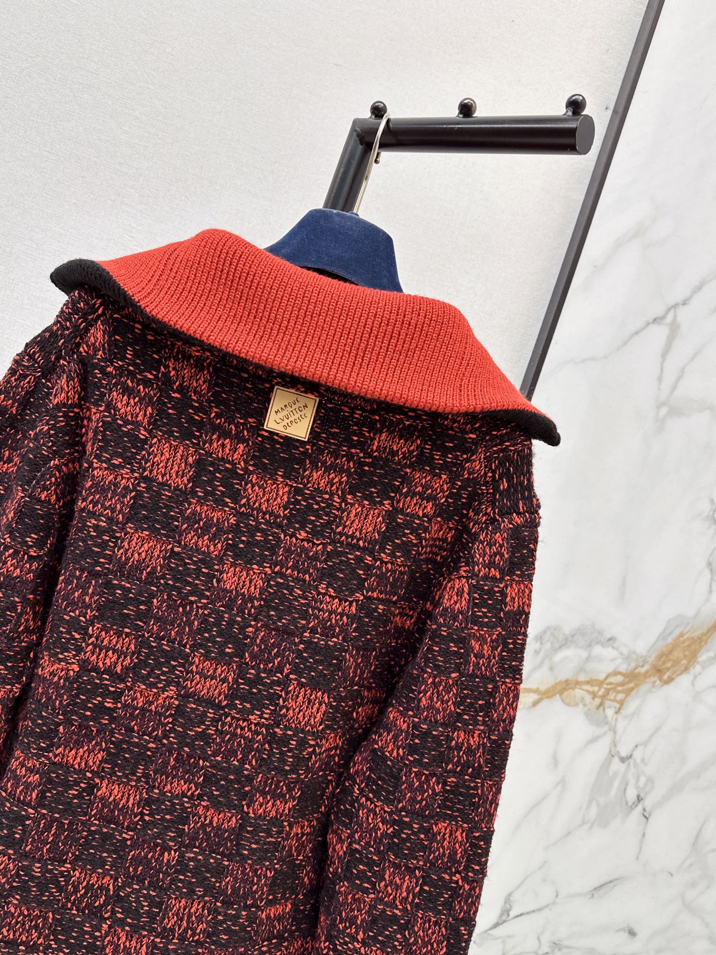 Loui 26fw jacquard zipper sweater