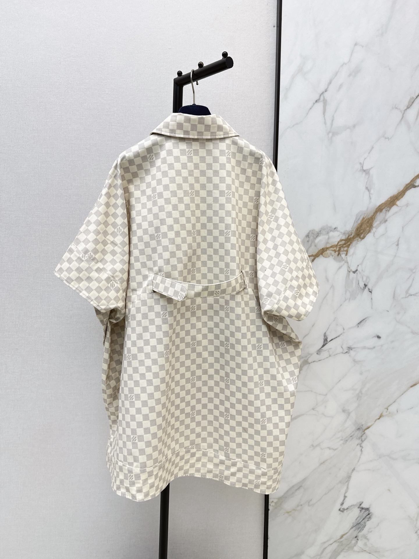 Loui 26fw check cape jacket