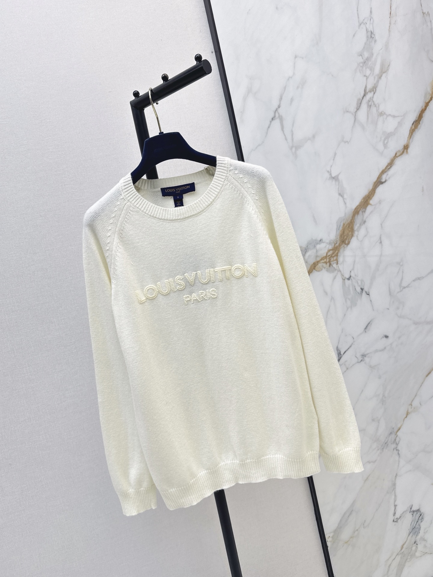 Loui 26fw embroidery sweater