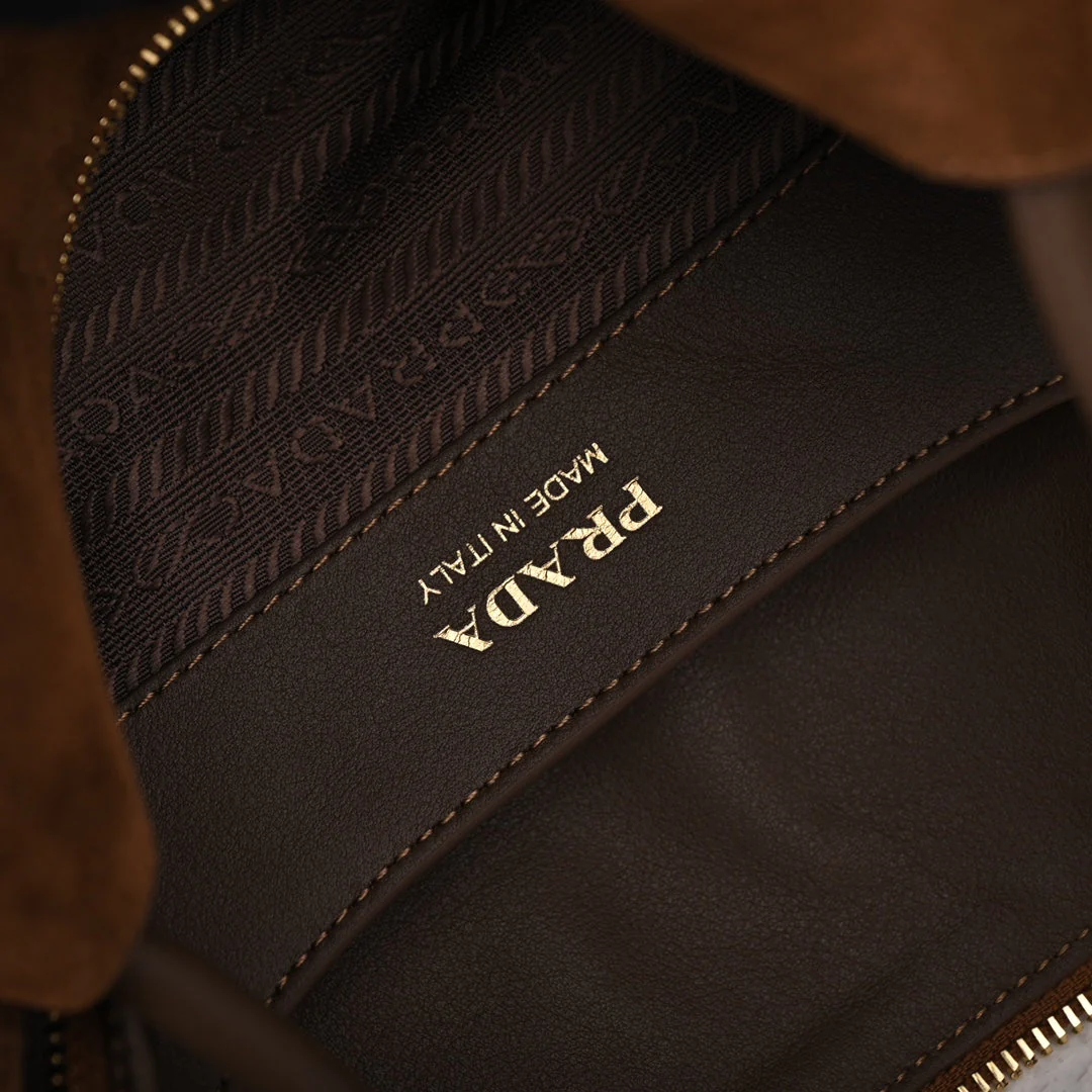 PD  Medium Nubuck leather handbag