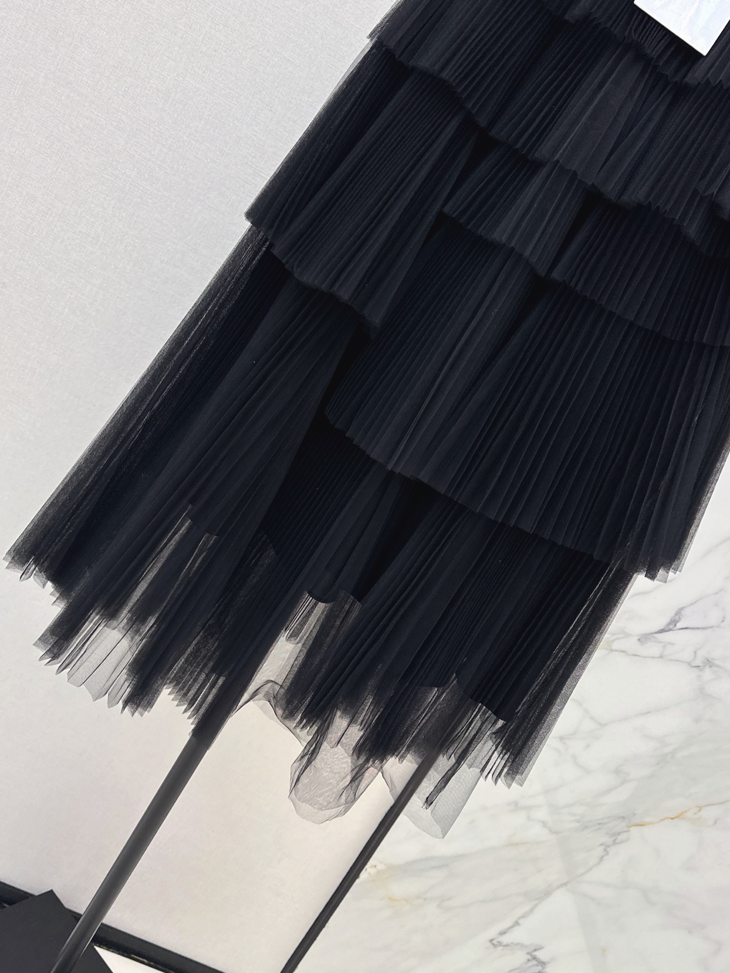 CD 26fw tiered pleated tulle midi skirt