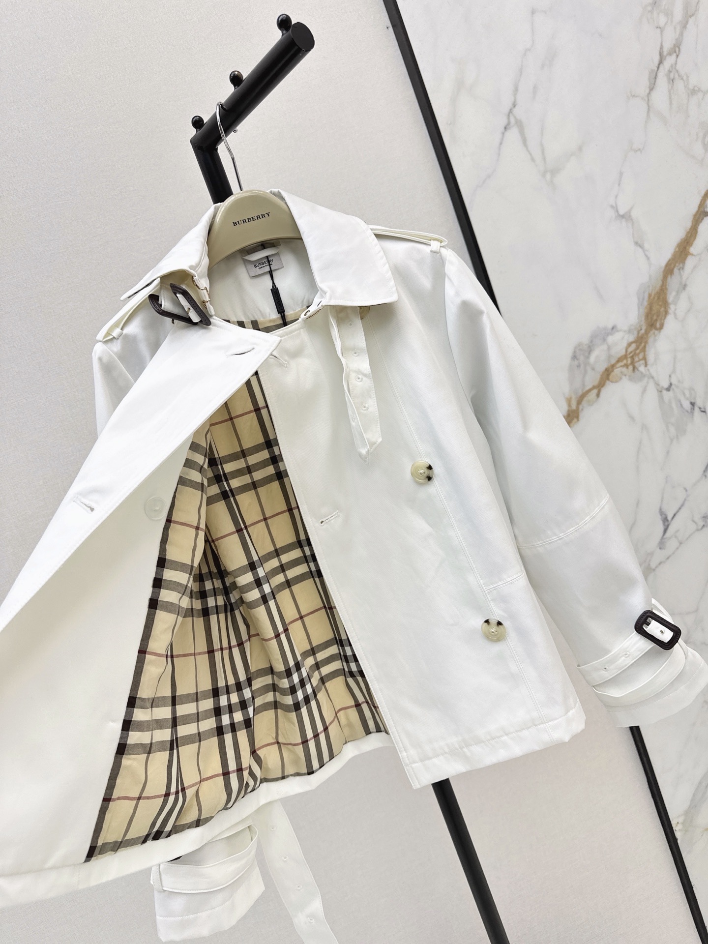 Bur 26fw cropped trench coats