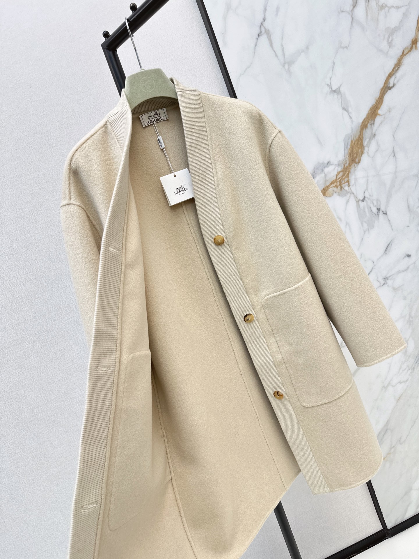 Her 26fw woolen oveercoats