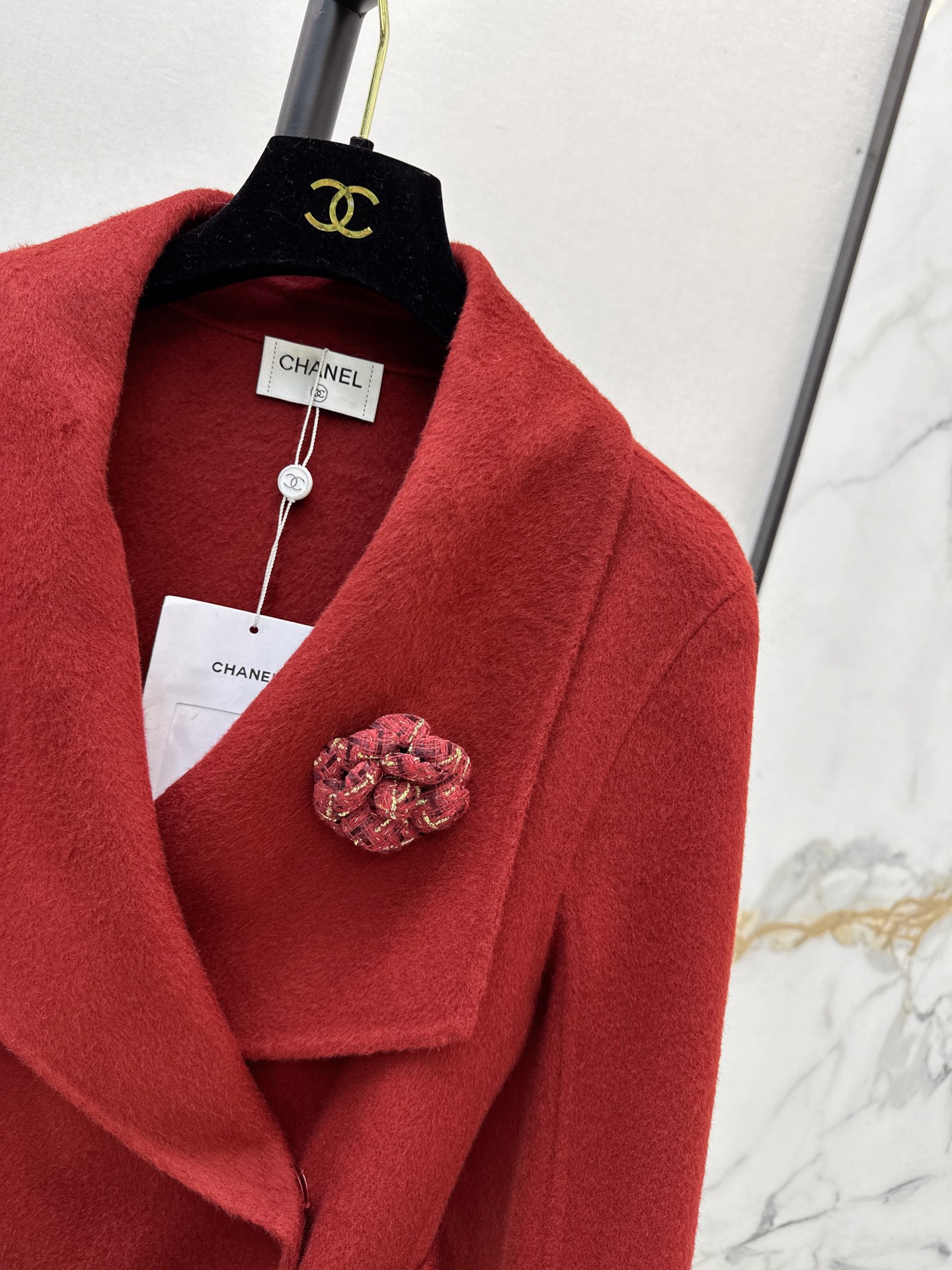 Chan 26fw belted long coat with fur-effect cuffs