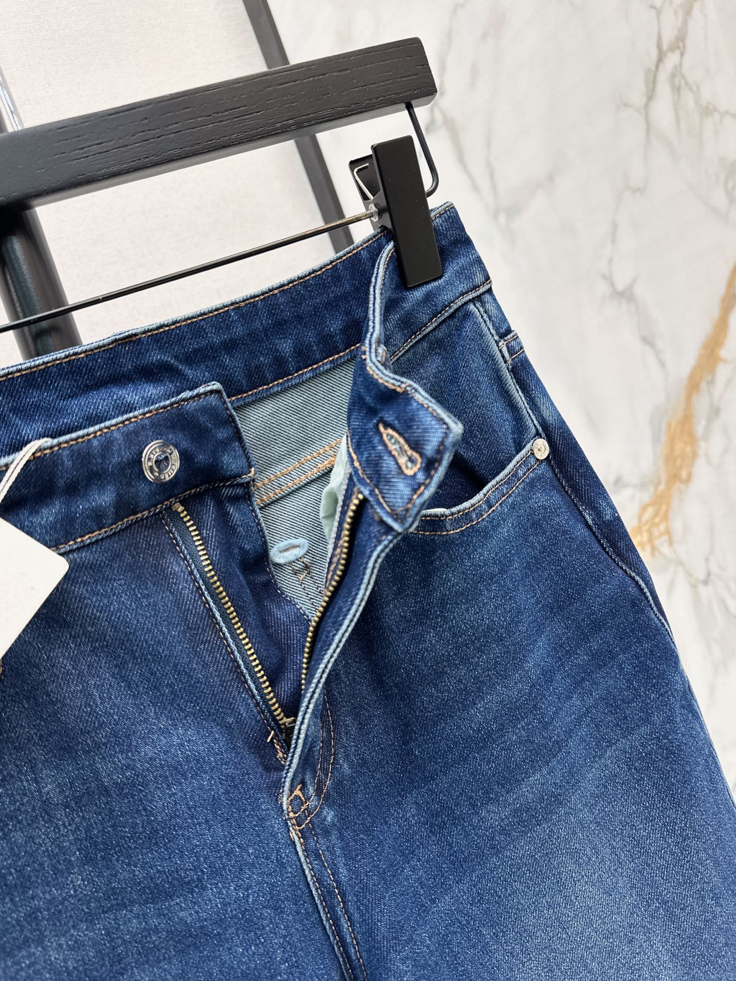 Her 26fw straight-leg jeans