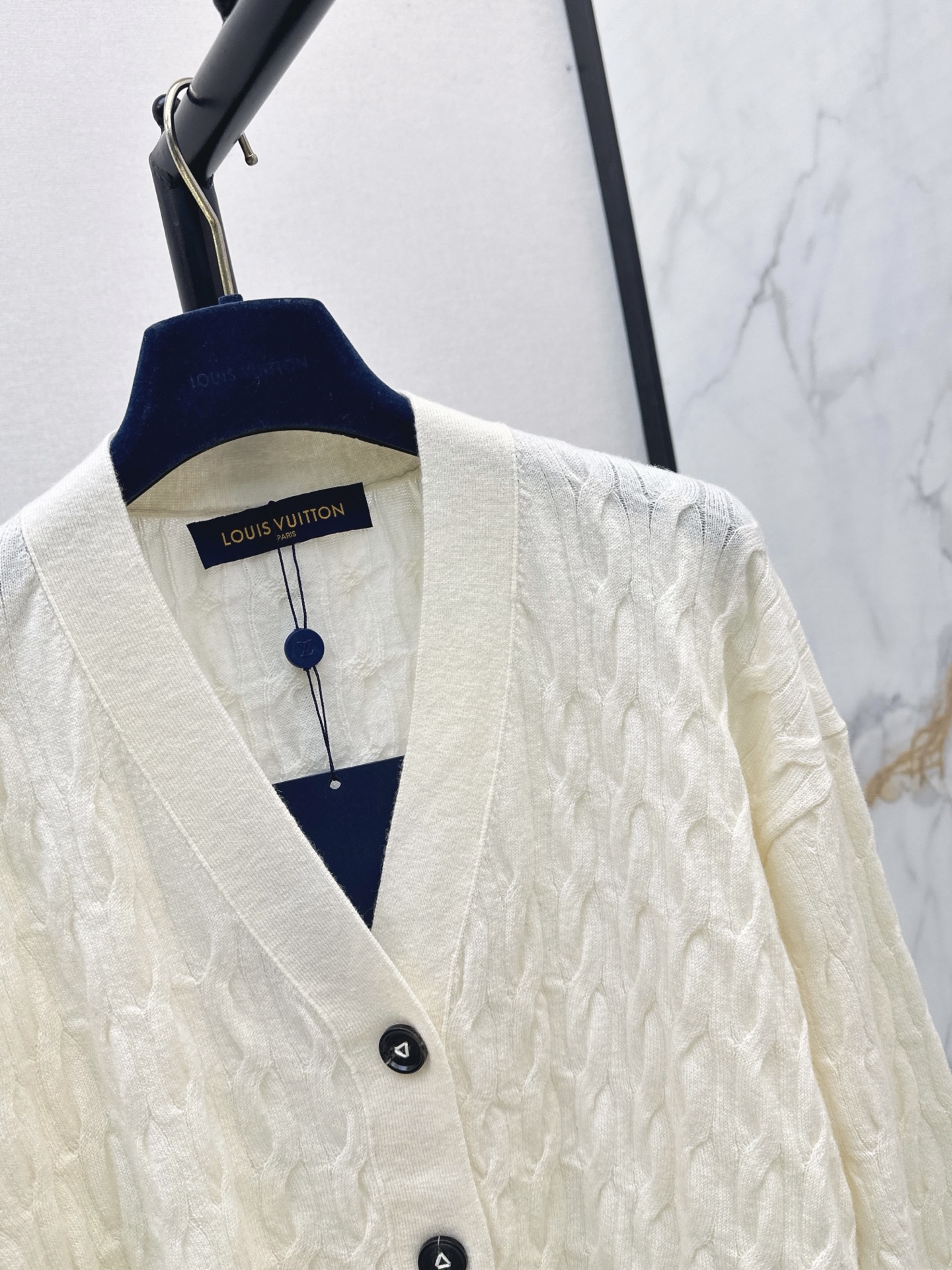 Loui 26fwcropped cashmere cardigan