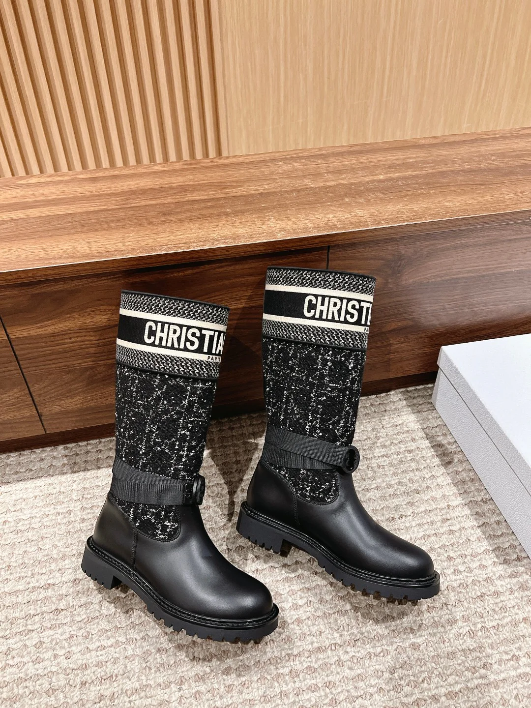 CD 25fw boots
