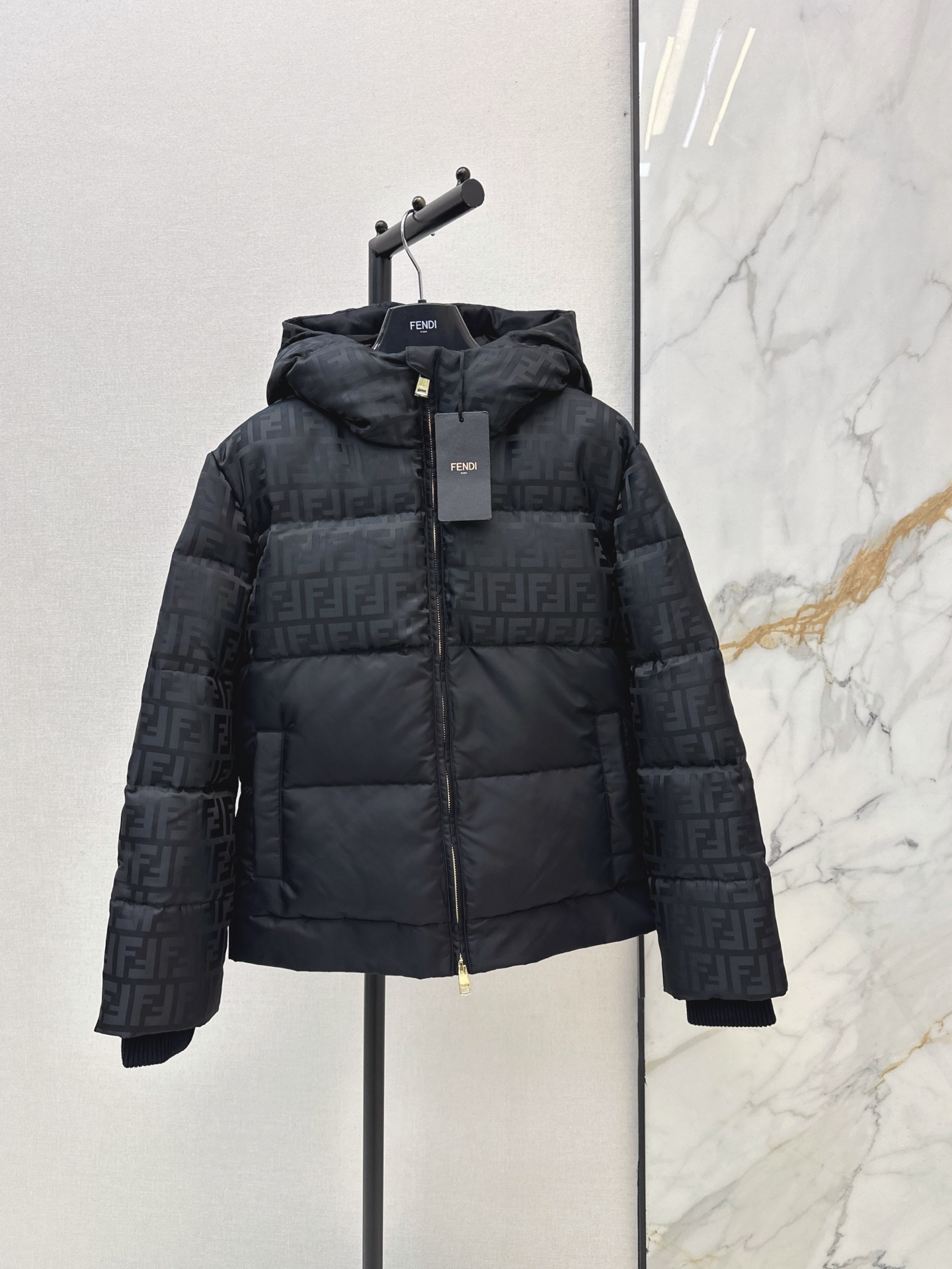 Fen 26fw jacquard hooded down jacket