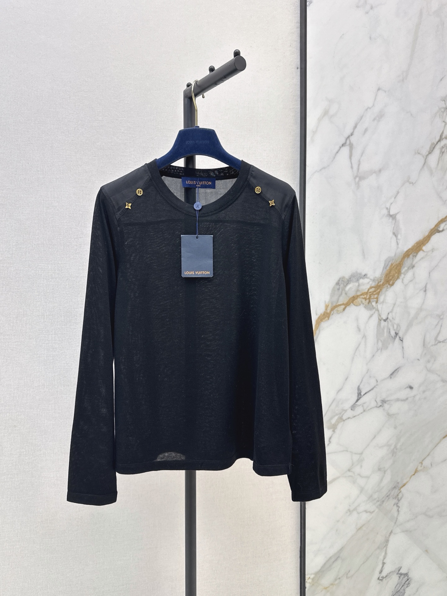 Loui 26fw basic tee