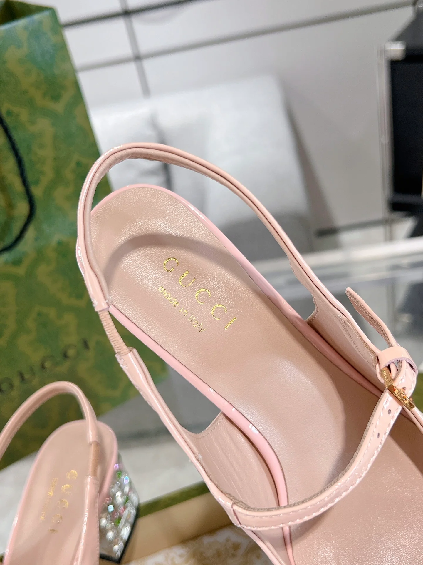 Gucc 26ss rhinestone slingback chunky heel