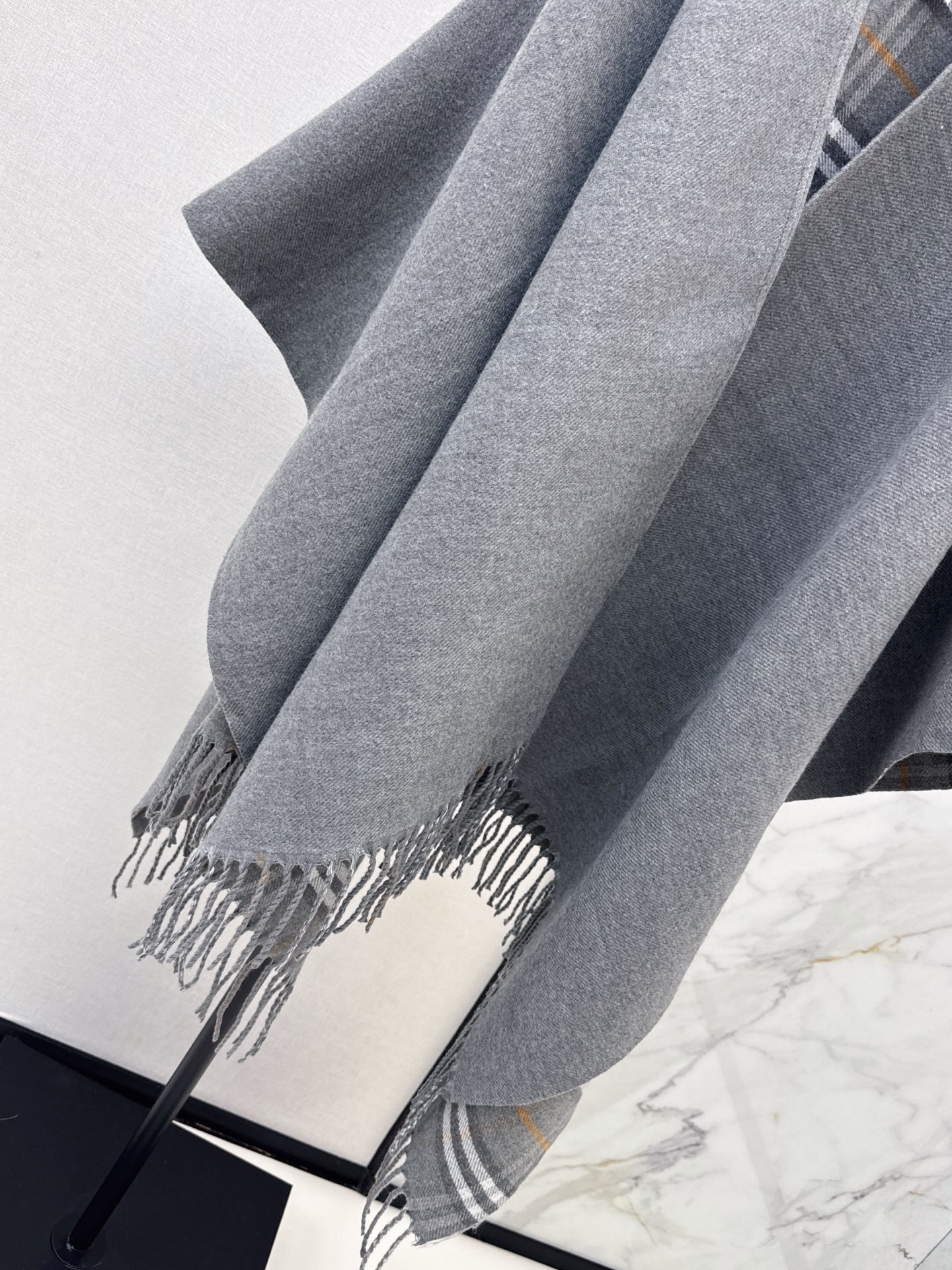 Bur 26fww wool shawls