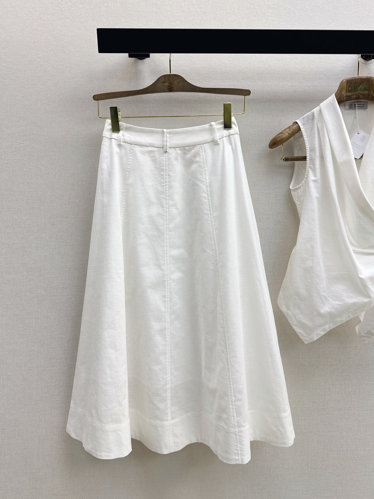 Brun 26ss sleeveless top pleated skirt sets