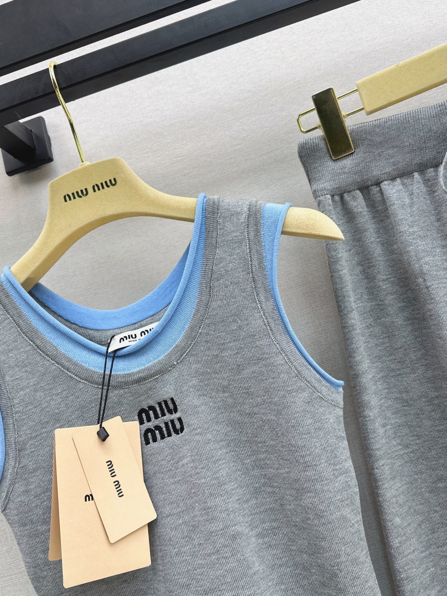 Miu 26fw knit vest skirt sets