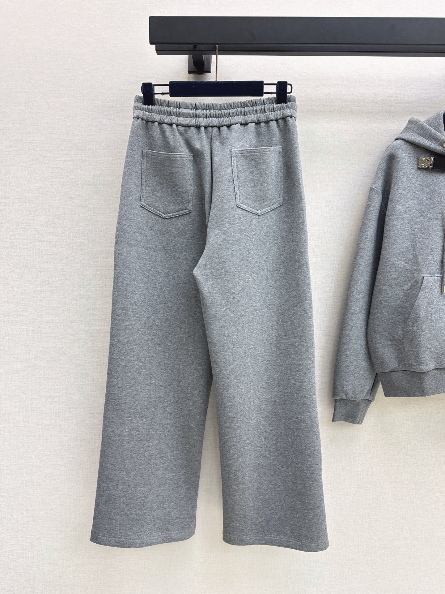 Loui 26fw hooded jacket pants sets