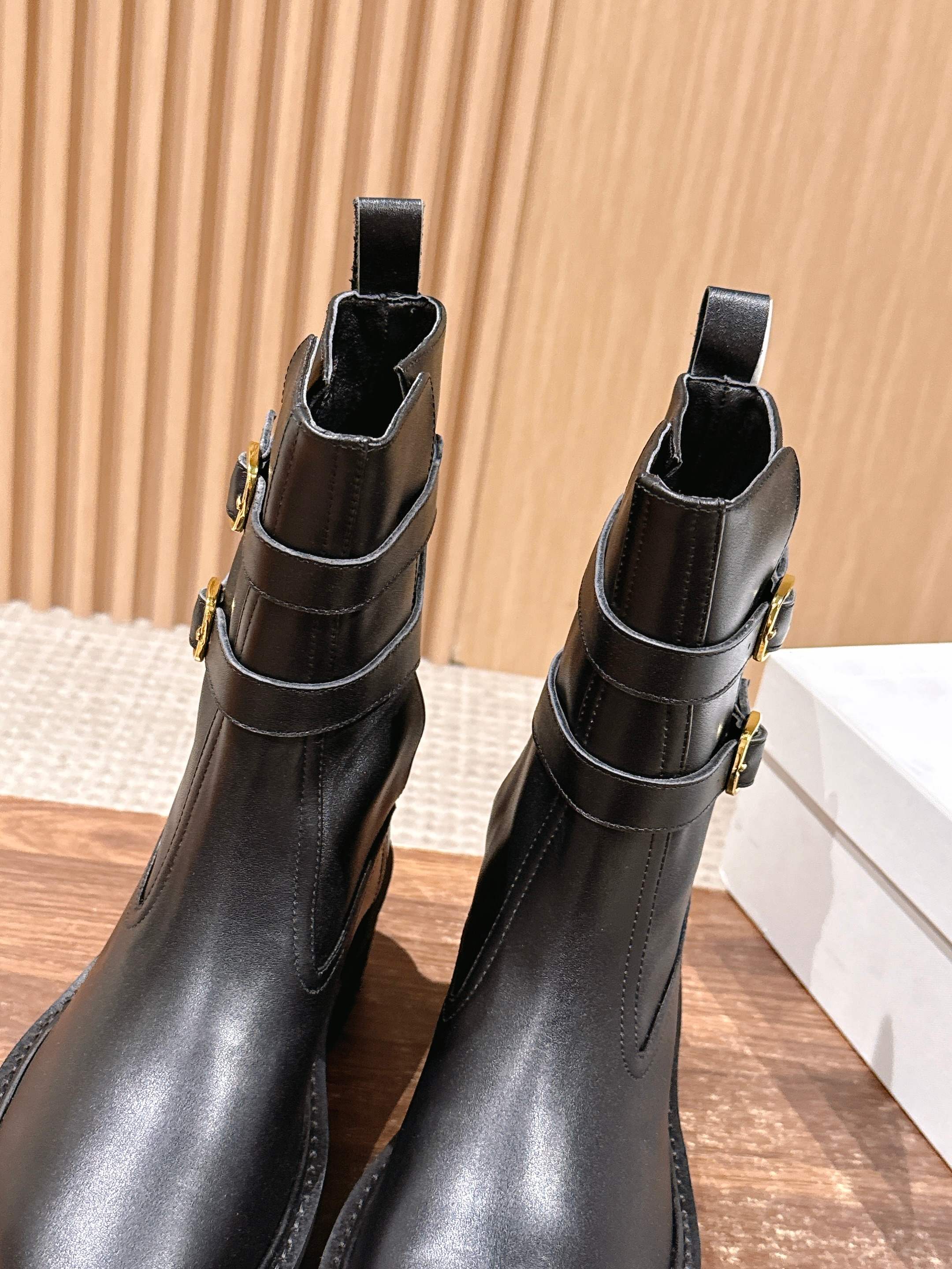 Celi 25fw boots