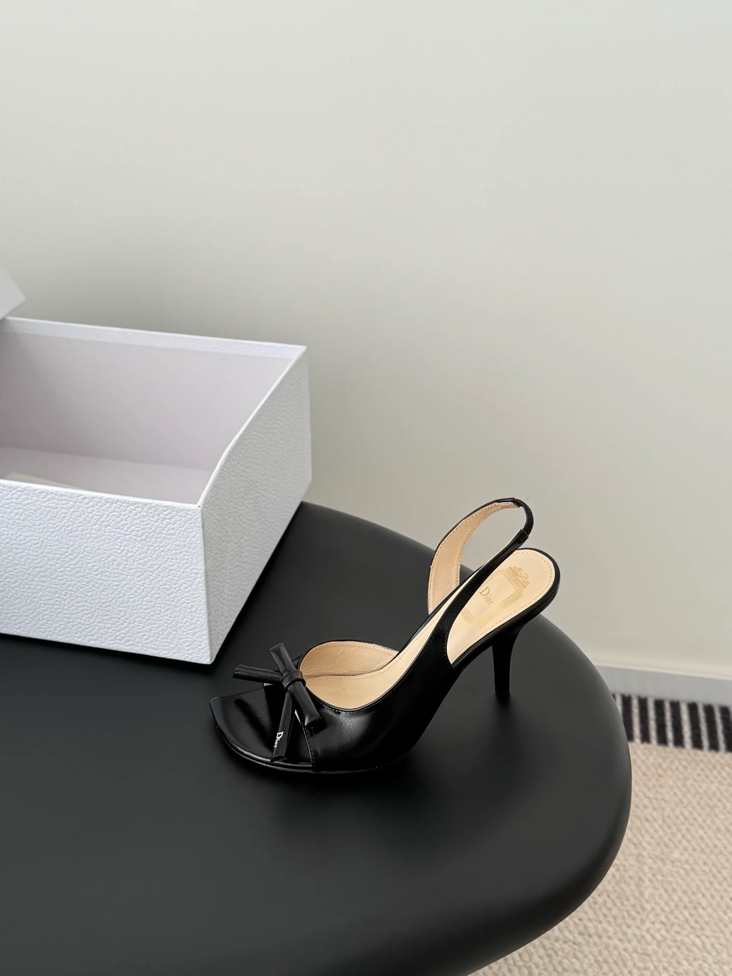 CD 26ss slingback heels