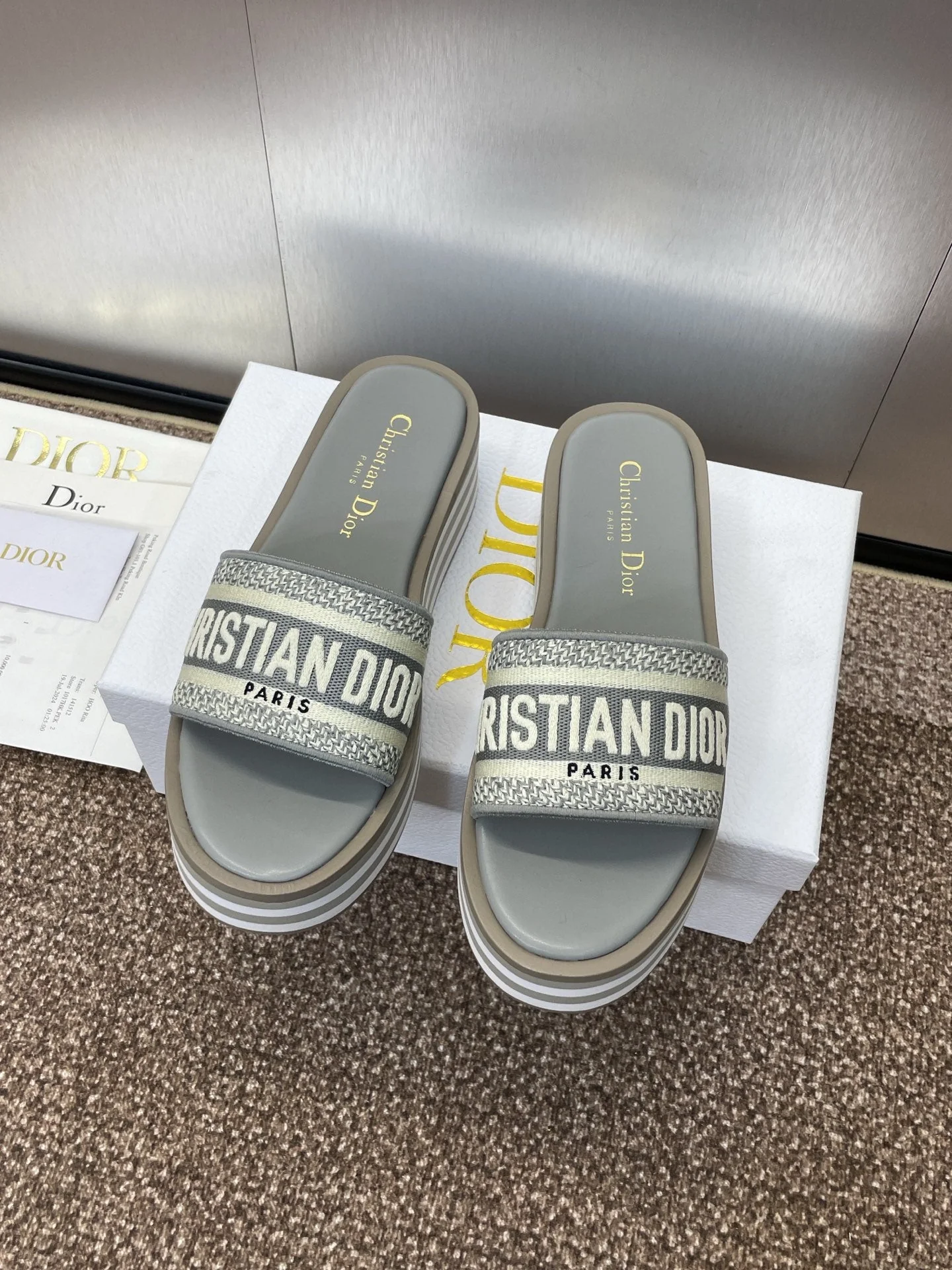 D 25ss ivieta dway slippers