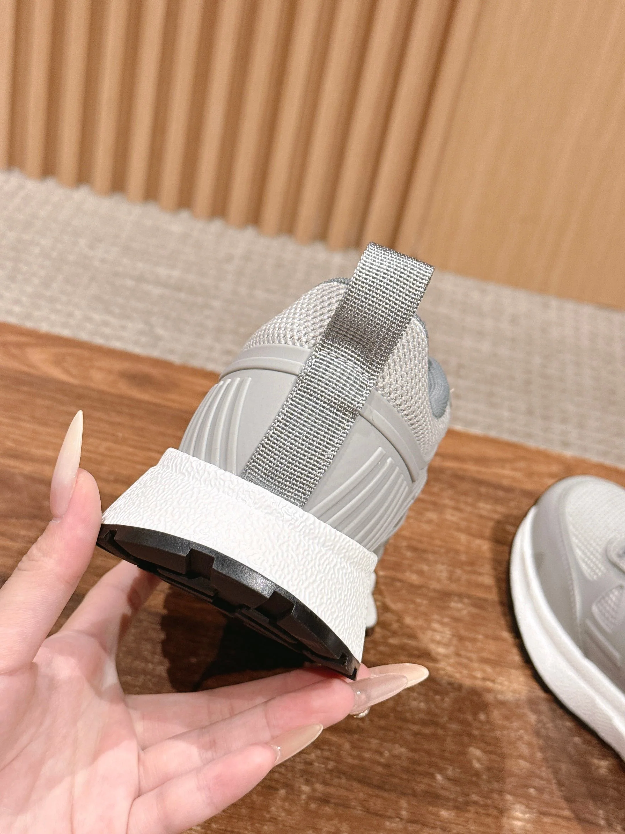 CD 25fw sneaker