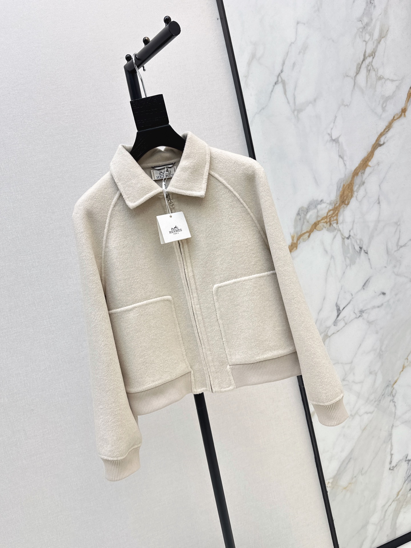 Her 26fw cropped jacket