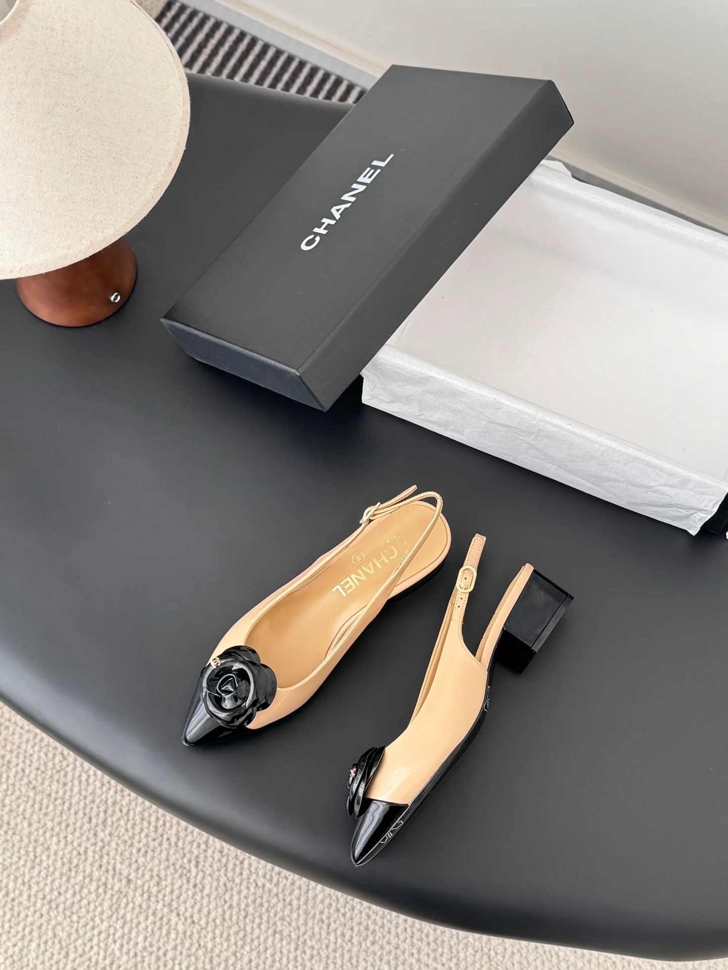Chan 26ss slingback flats