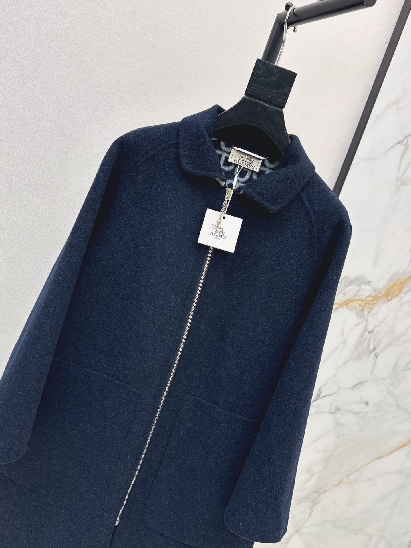 Her 26fw cashmere zip-up overcoats