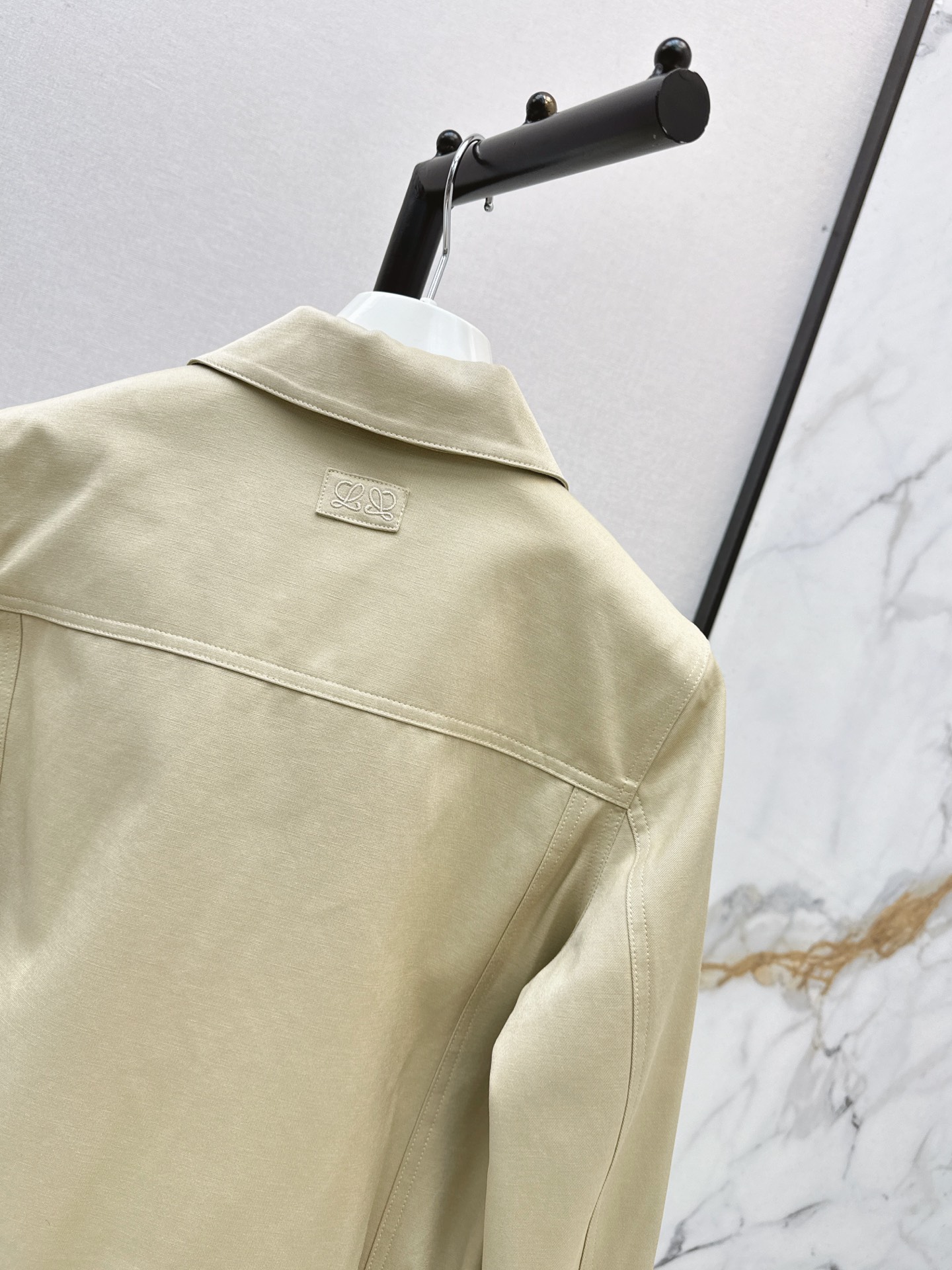 Loe 26fw cropped jacket