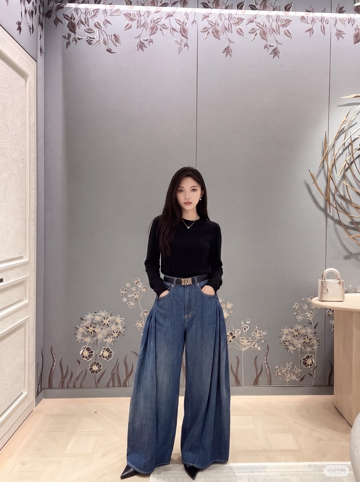 CD 26FW Side-Pleated Wide-Leg Jeans