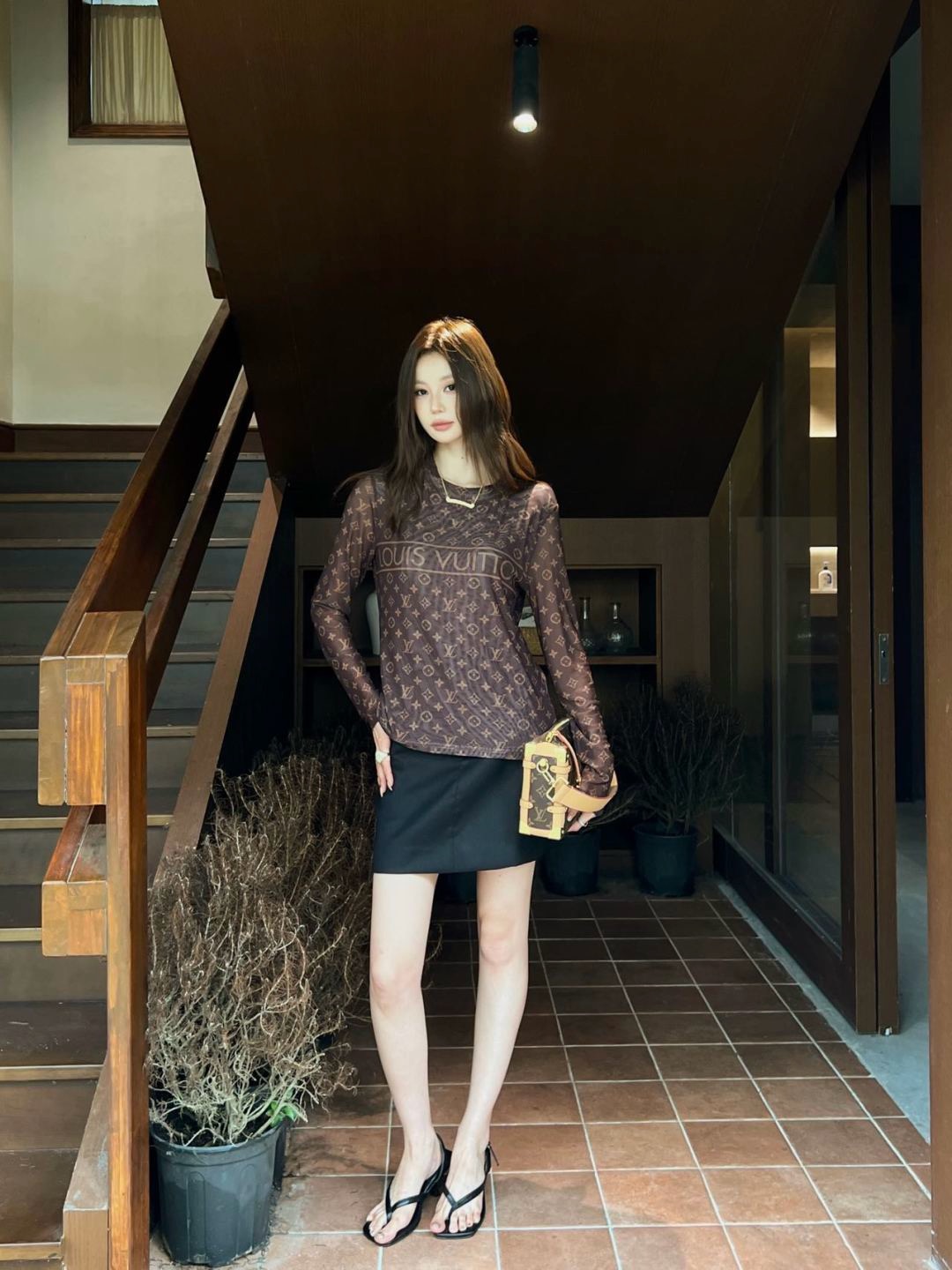 Loui 26fw print mesh basic tee