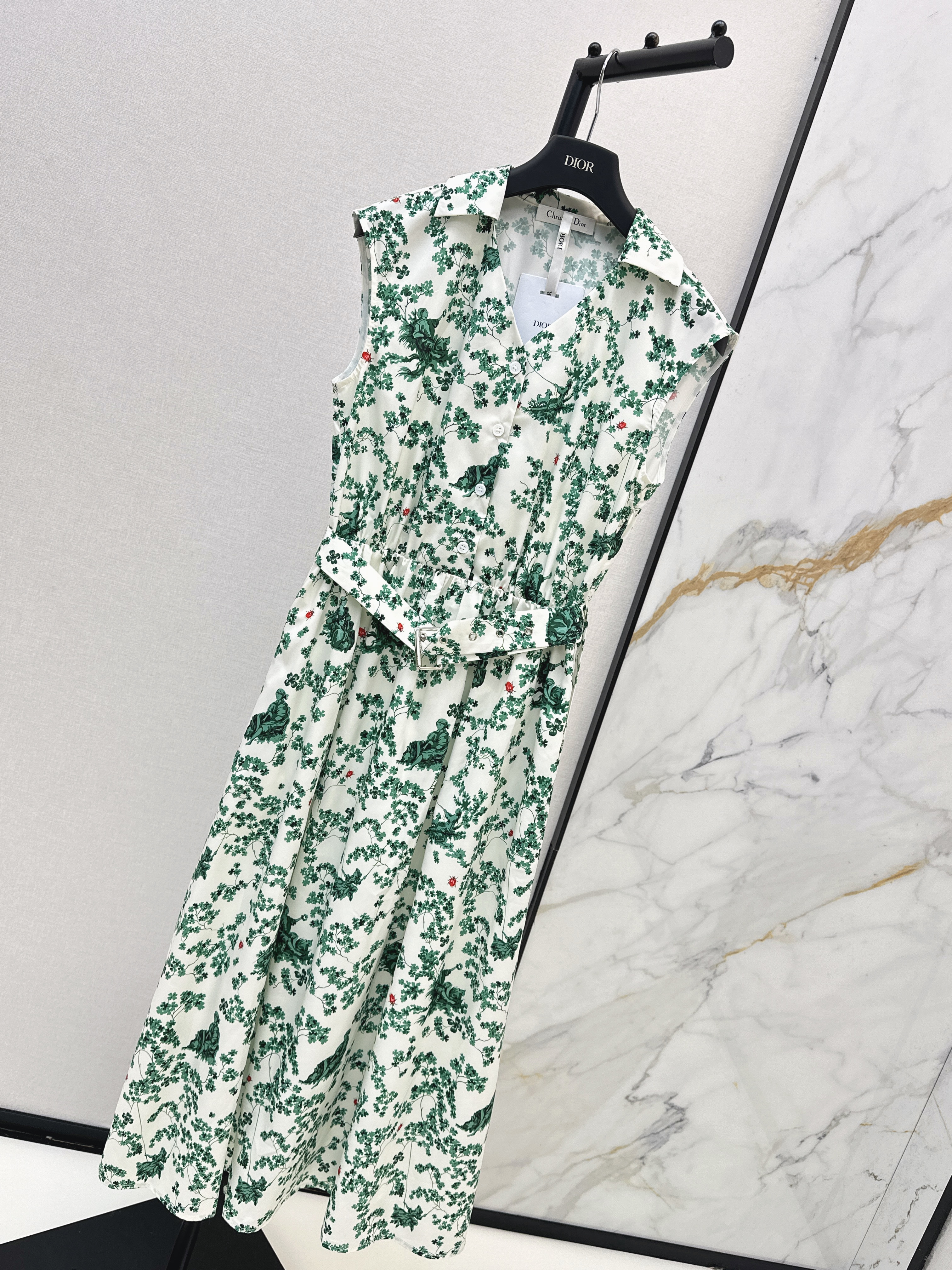 CD 26ss sleeveless print dress