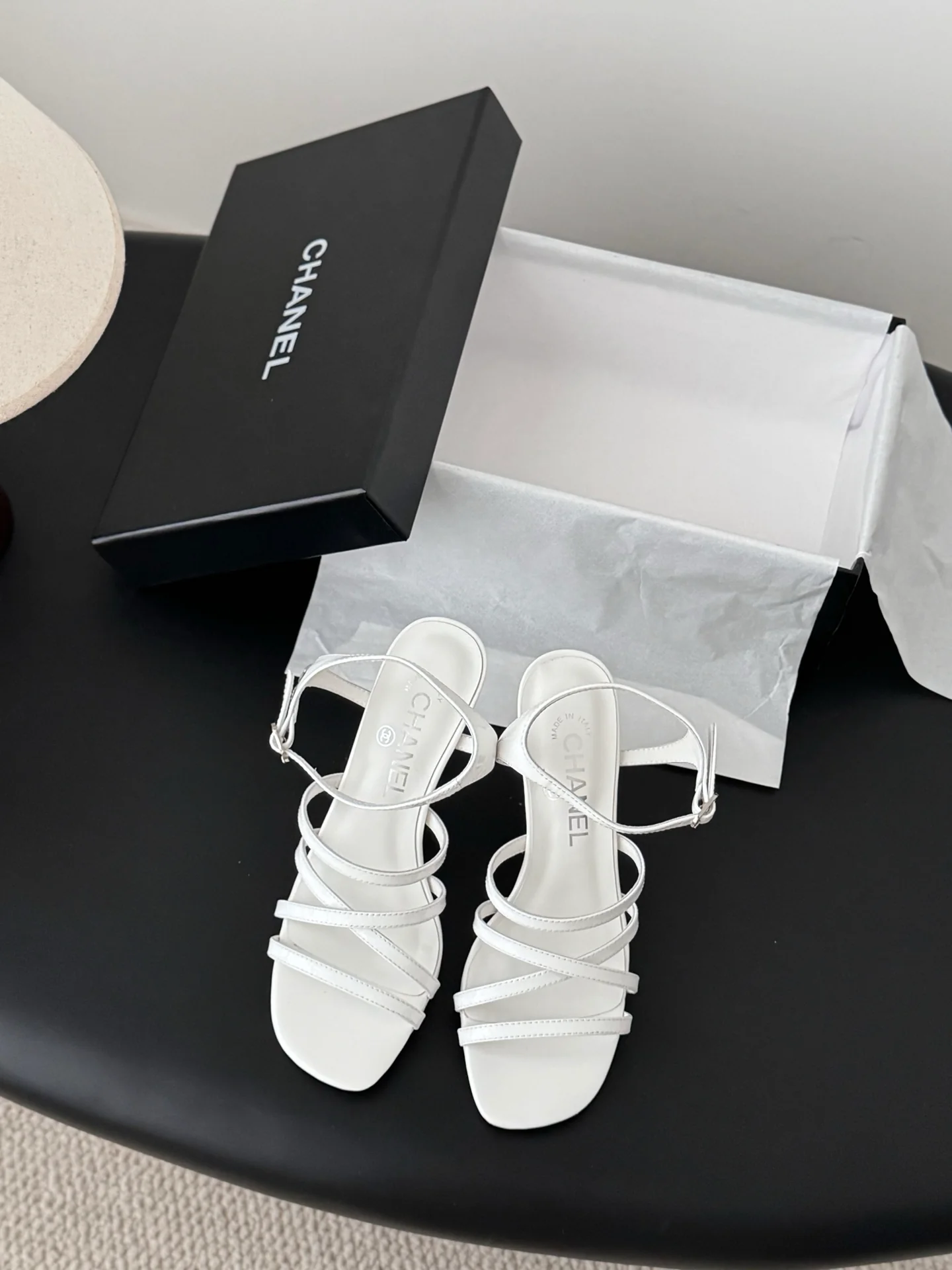 Chan 25fw high heel sandals