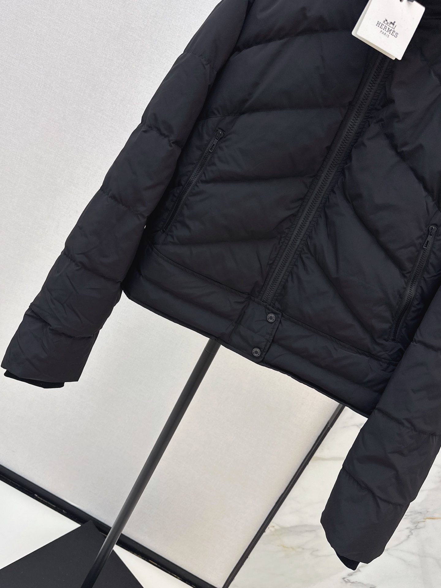 Her 26fw hooded down jacket