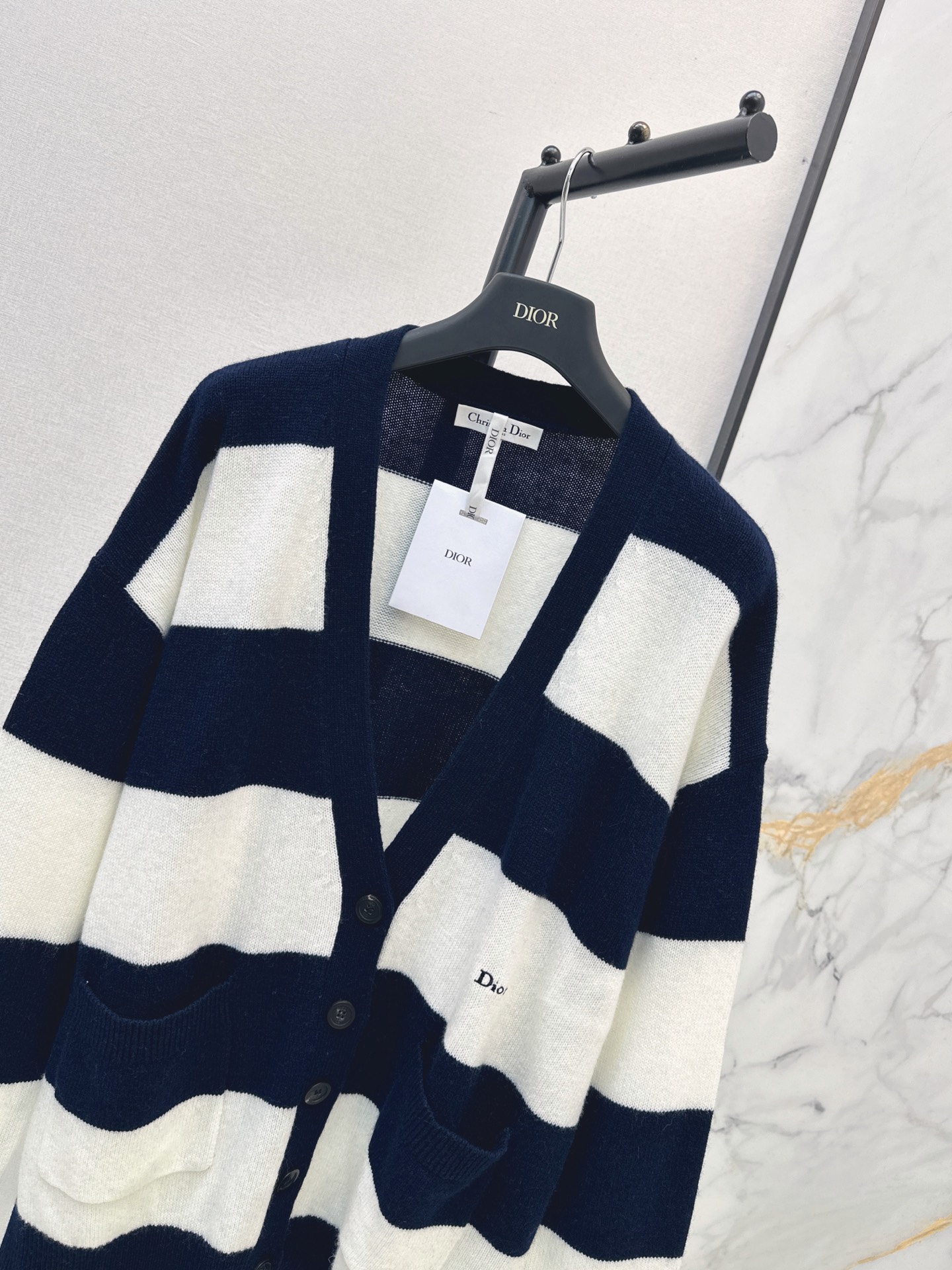 CD 26fw stripe cashmere cardigan