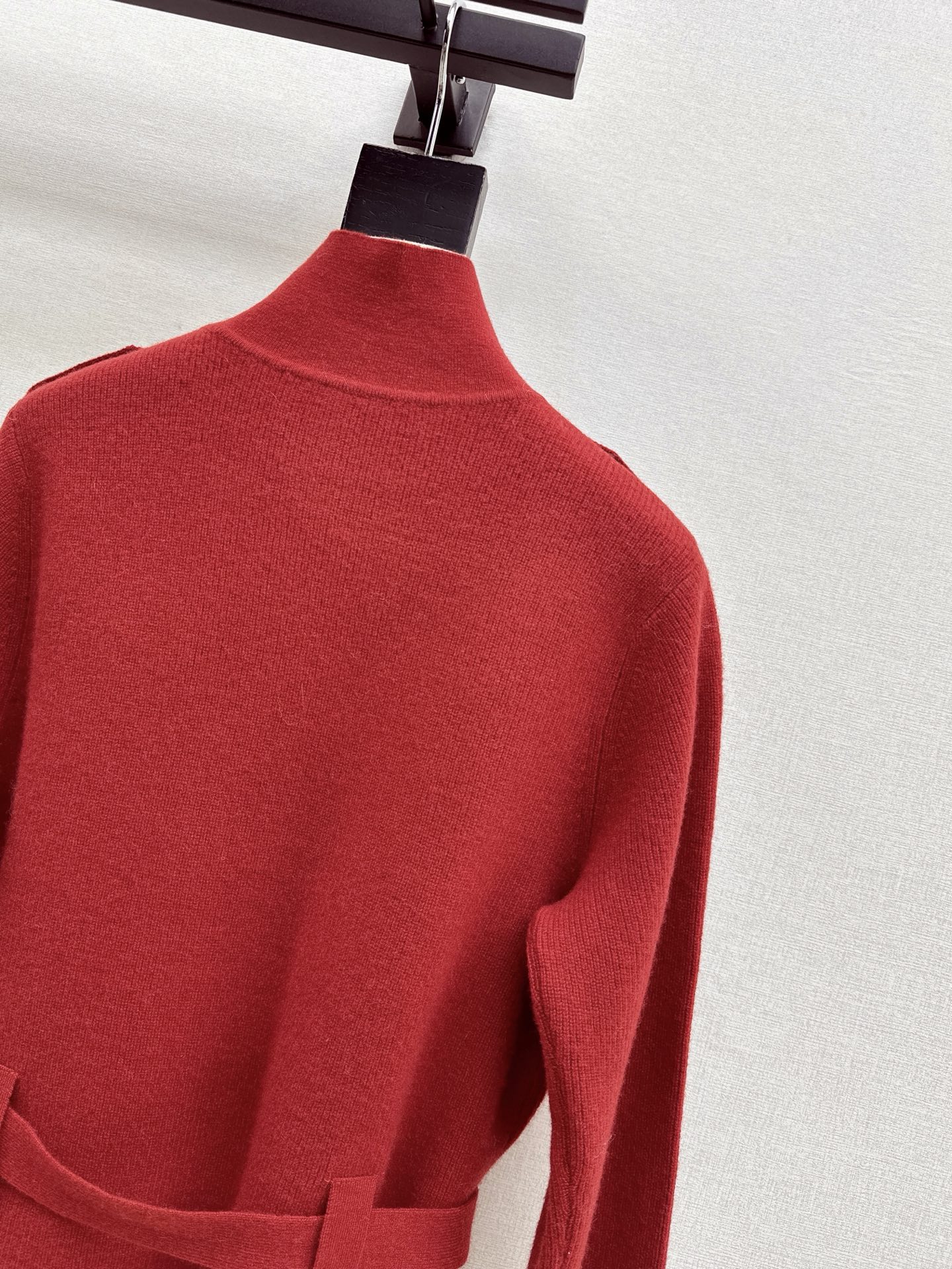 Max 26fw woolbelted cardigan