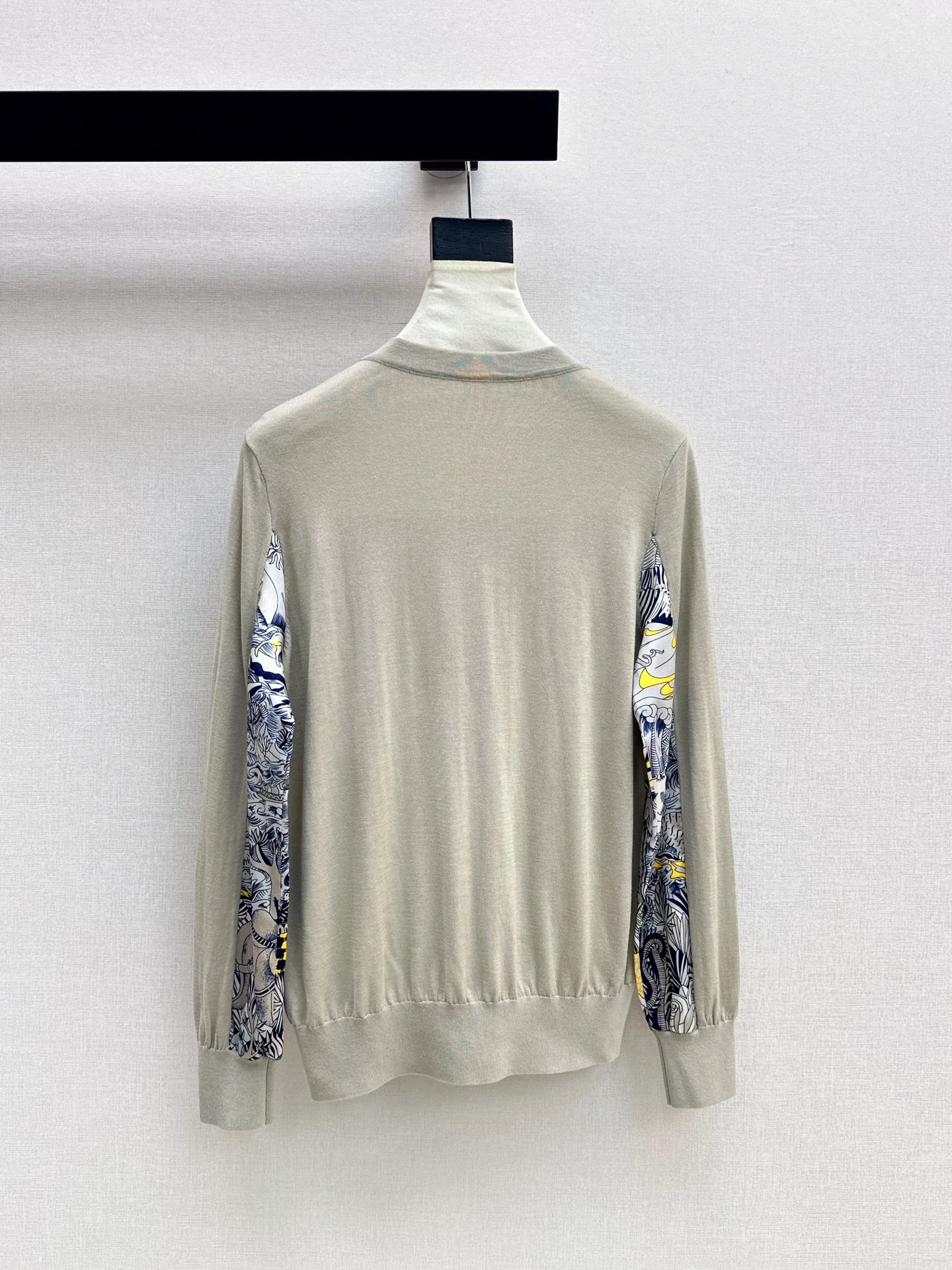 Her 26fw print knit cardigan
