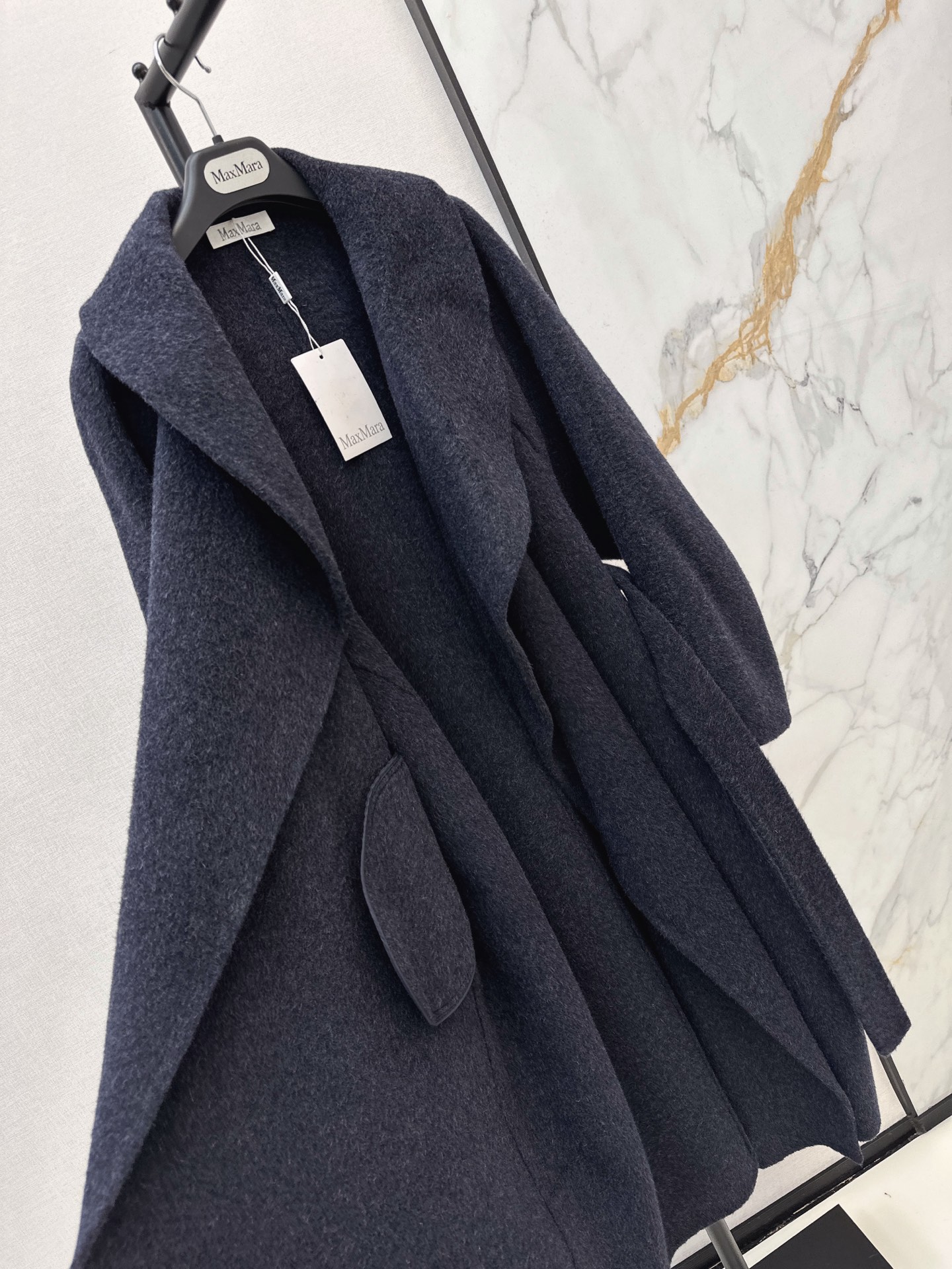 Max 26fw woolen belted overcoats