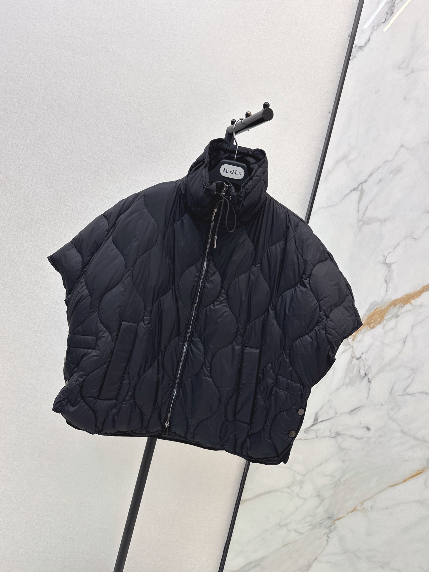 Max 26fw down vest jacket