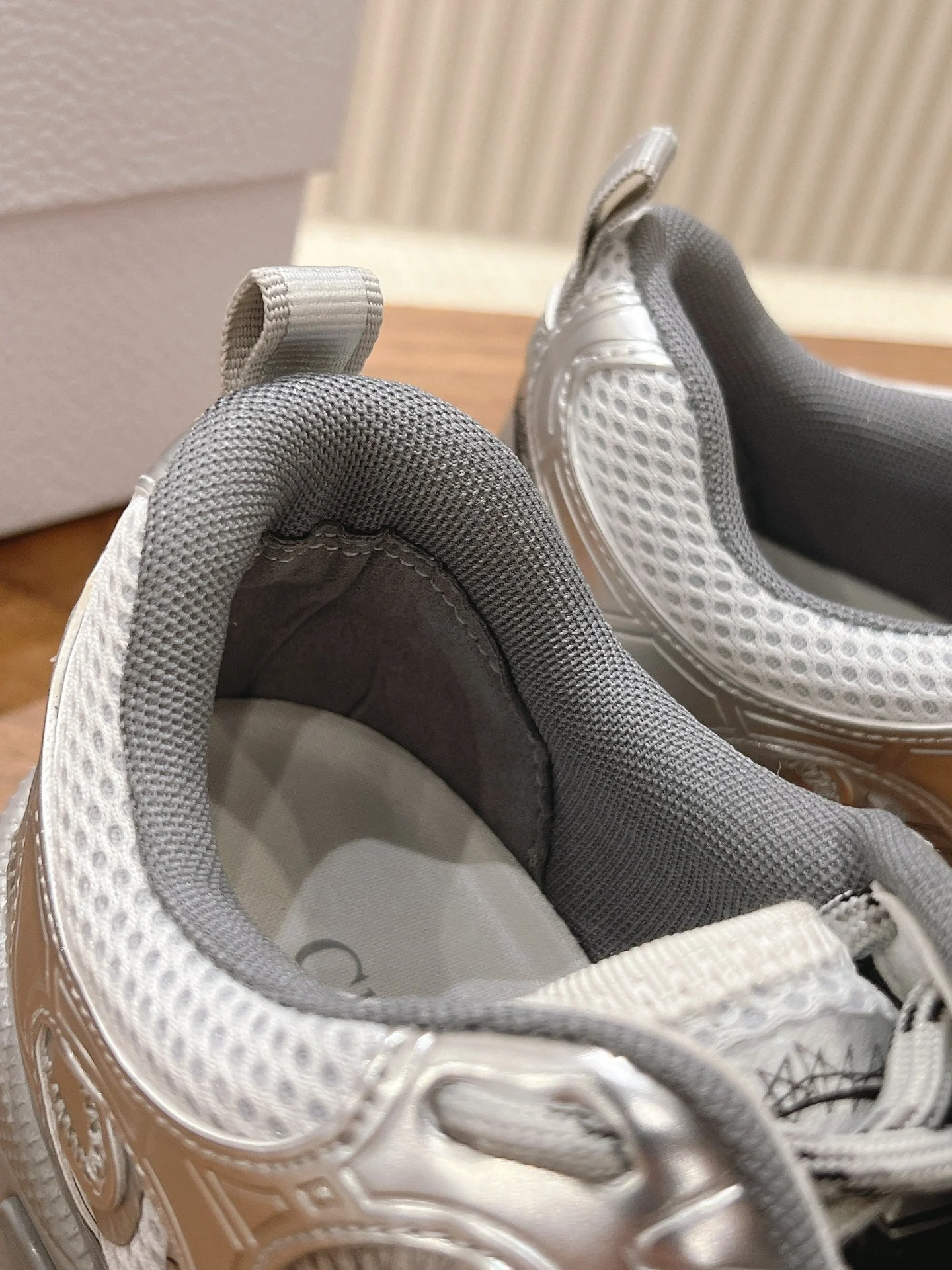 D chrono sneaker