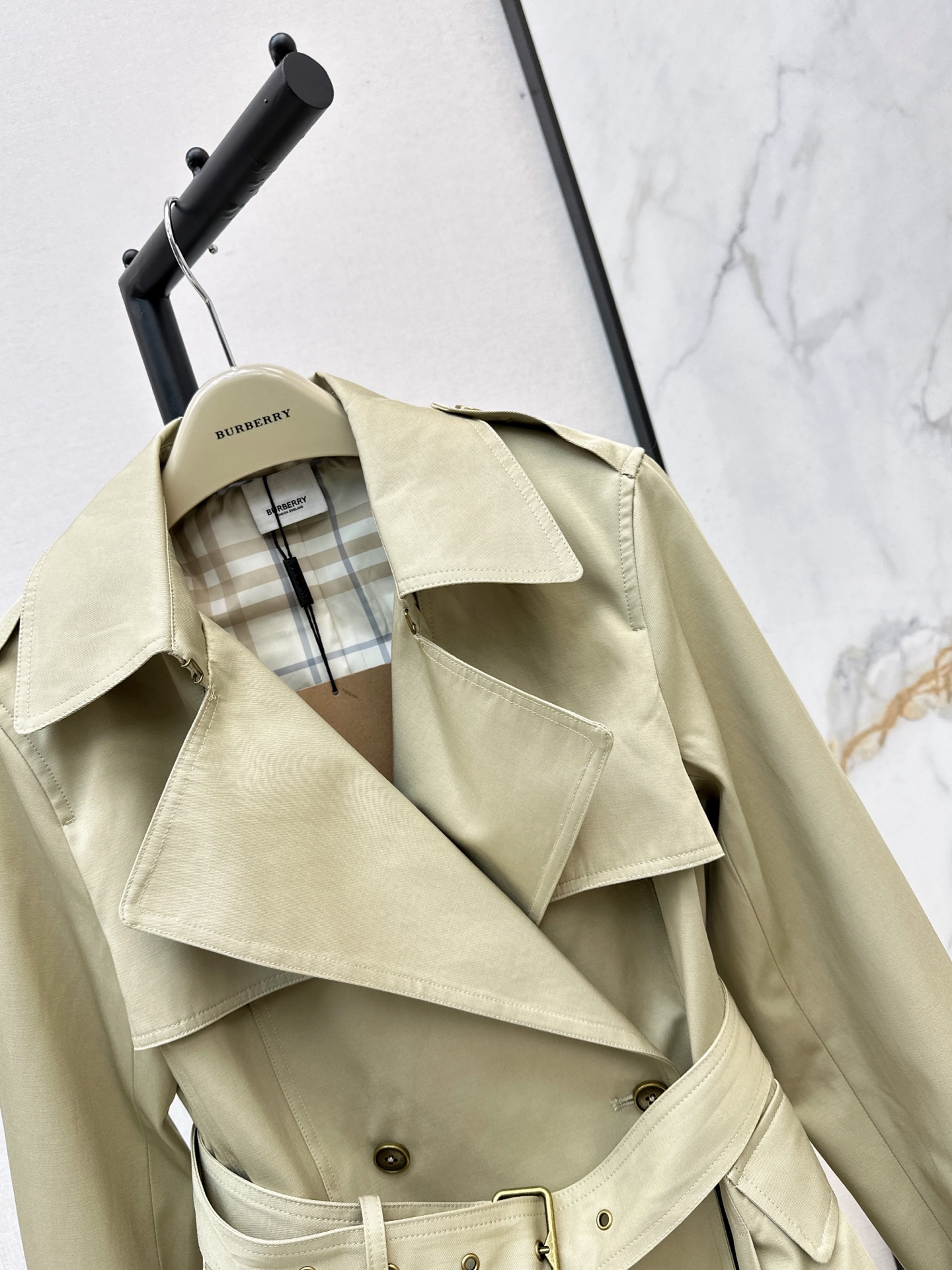 Bur 26fw cropped belted trench coats