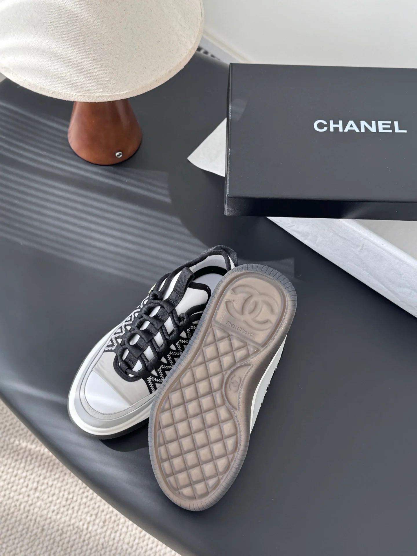 Chan 25fw sneaker