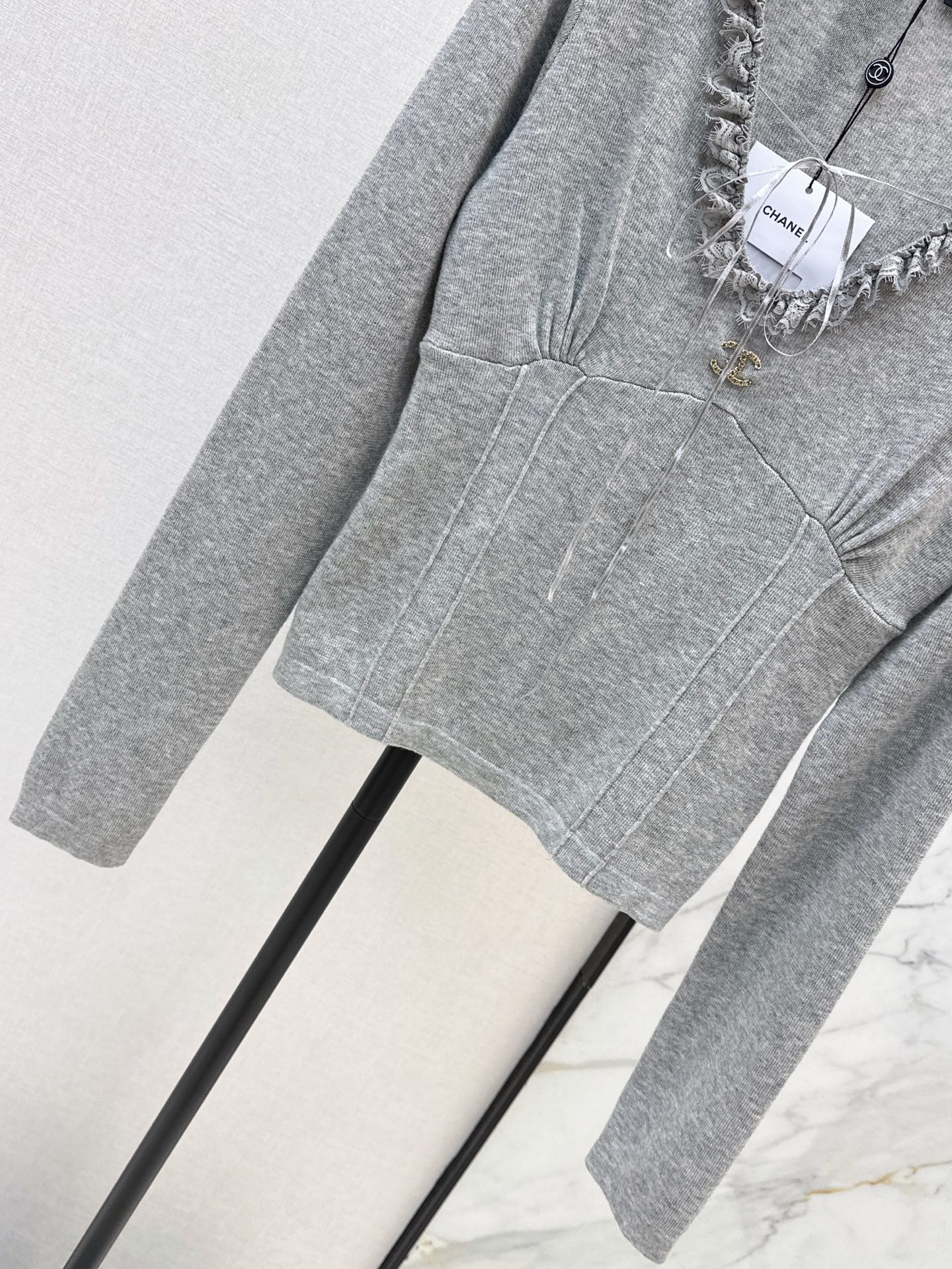 Chan 26fw v-neck knitwear