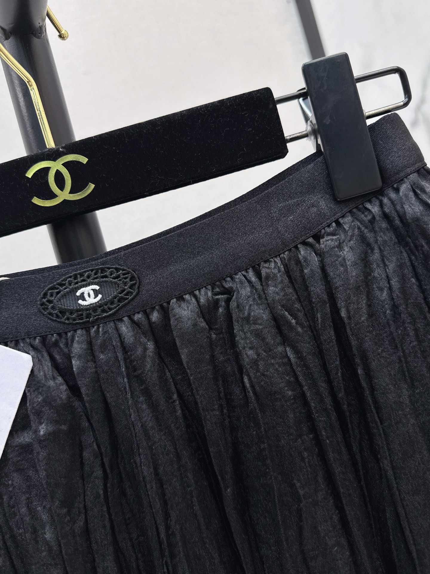 Chan 26fw pleated skirt