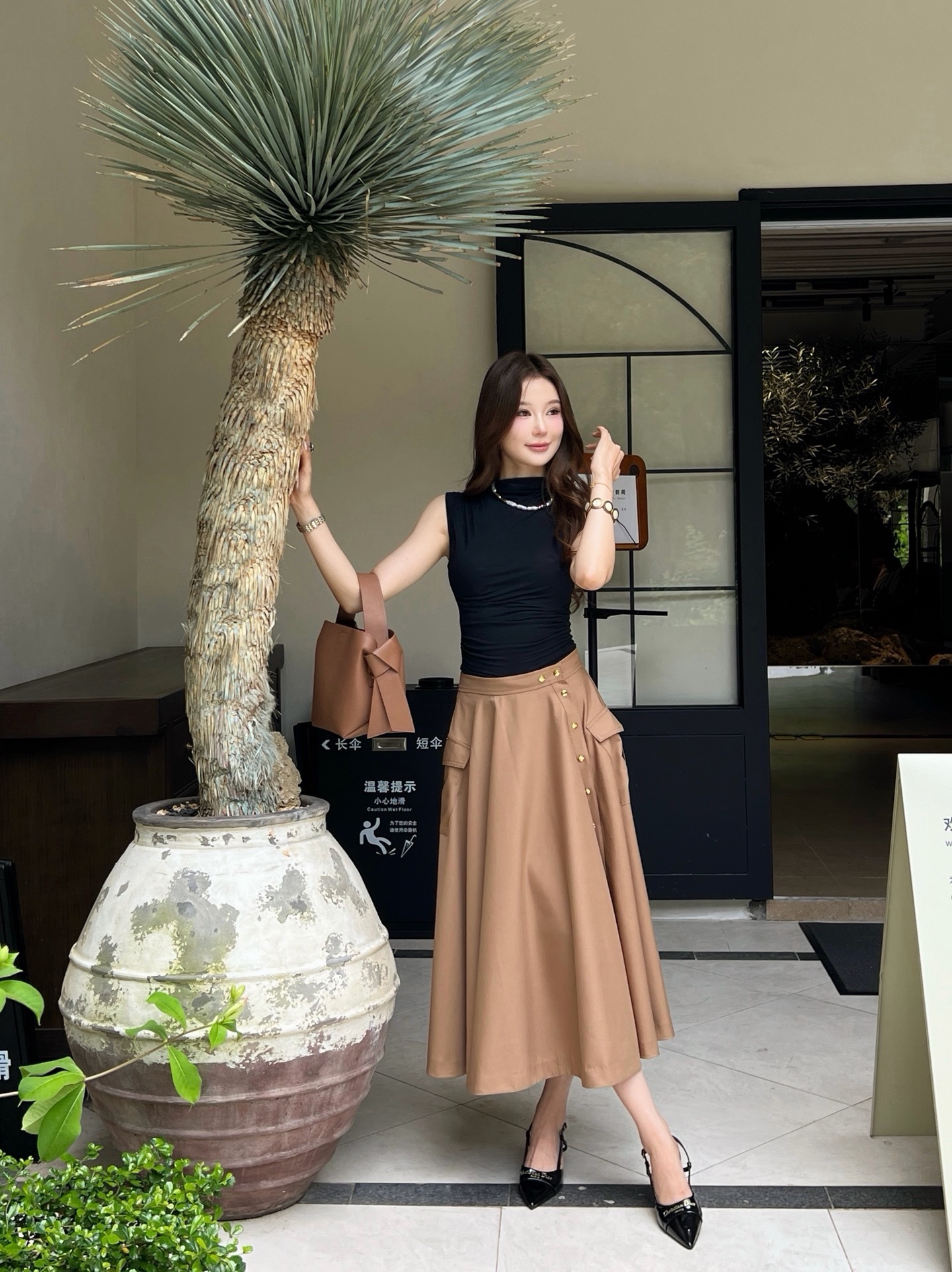 Celi 26ss cargo pleated skirt