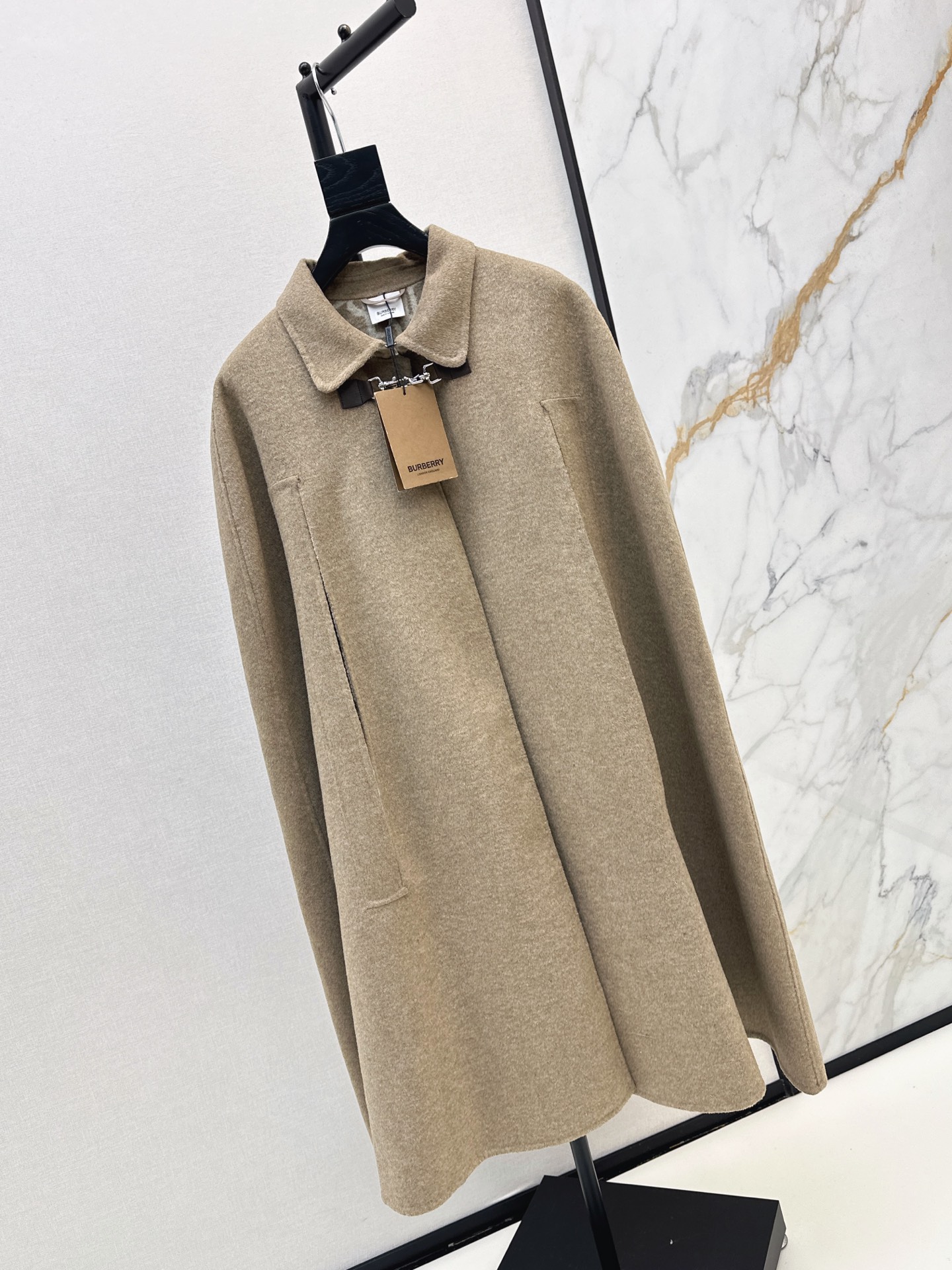 Bur 26fw woolen cape overcoats