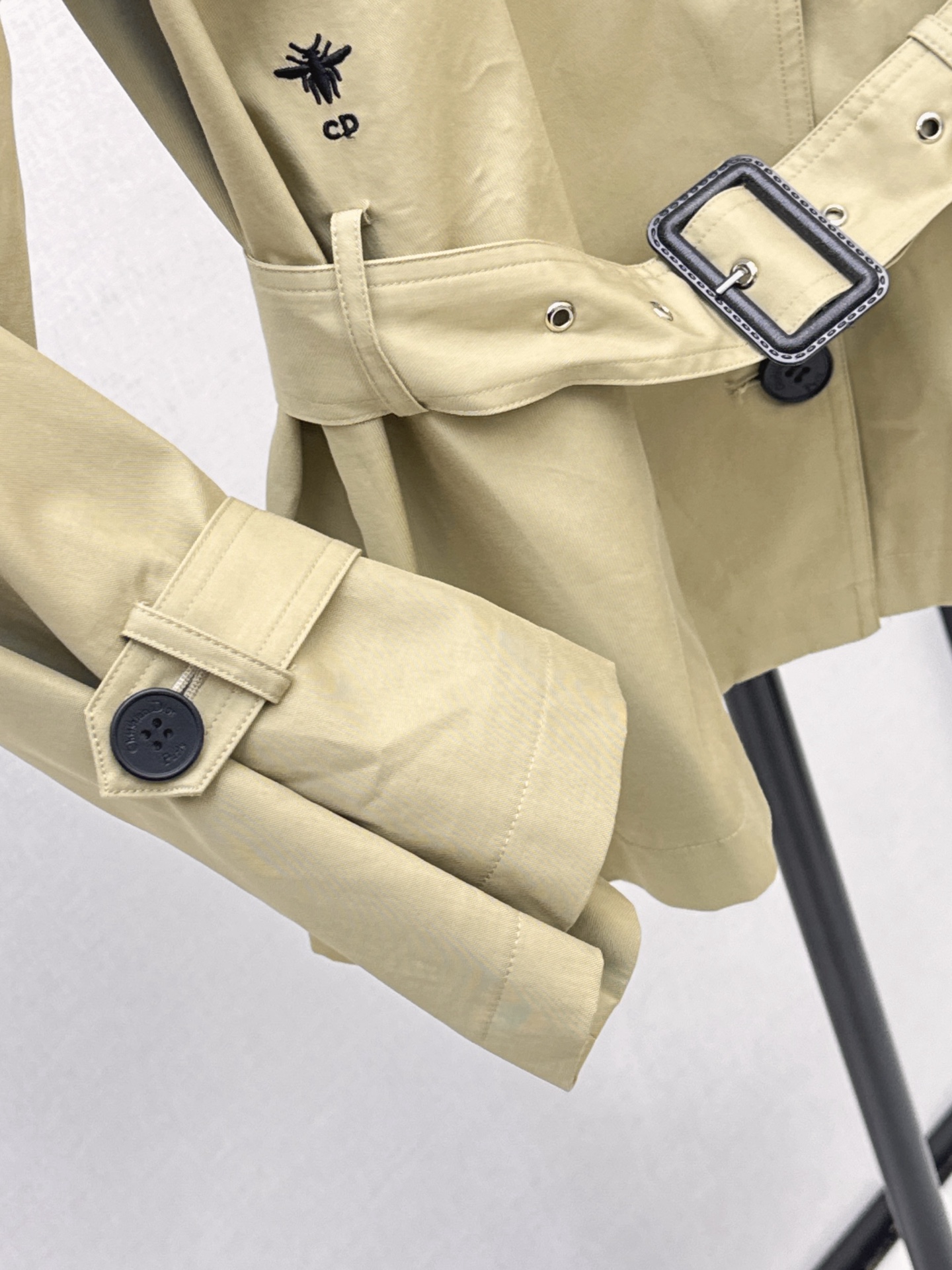 CD 26fw belted trench coats